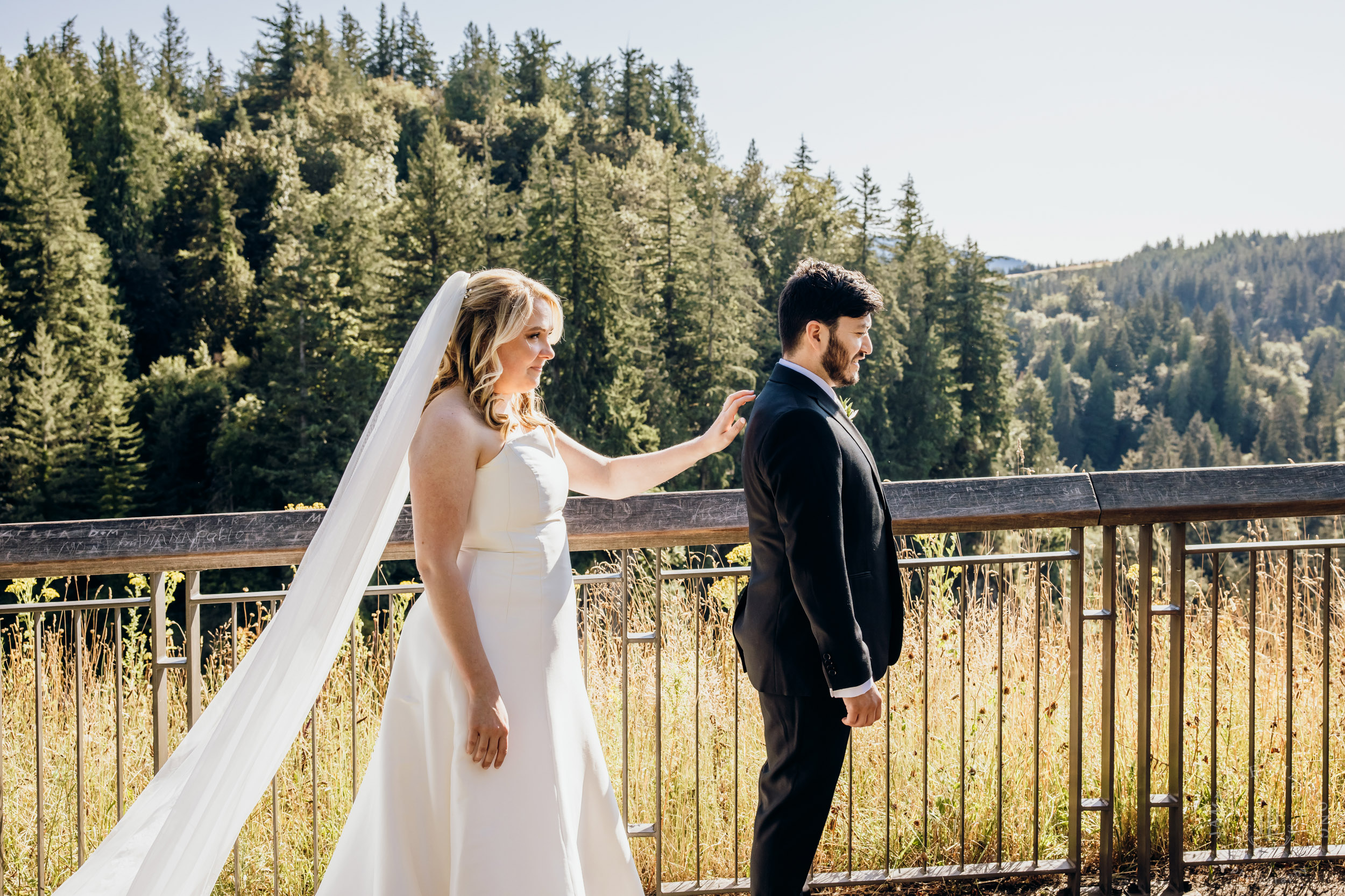 Salish Lodge & Spa Snoqualmie intimate wedding by Snoqualmie wedding photographer James Thomas Long Photography