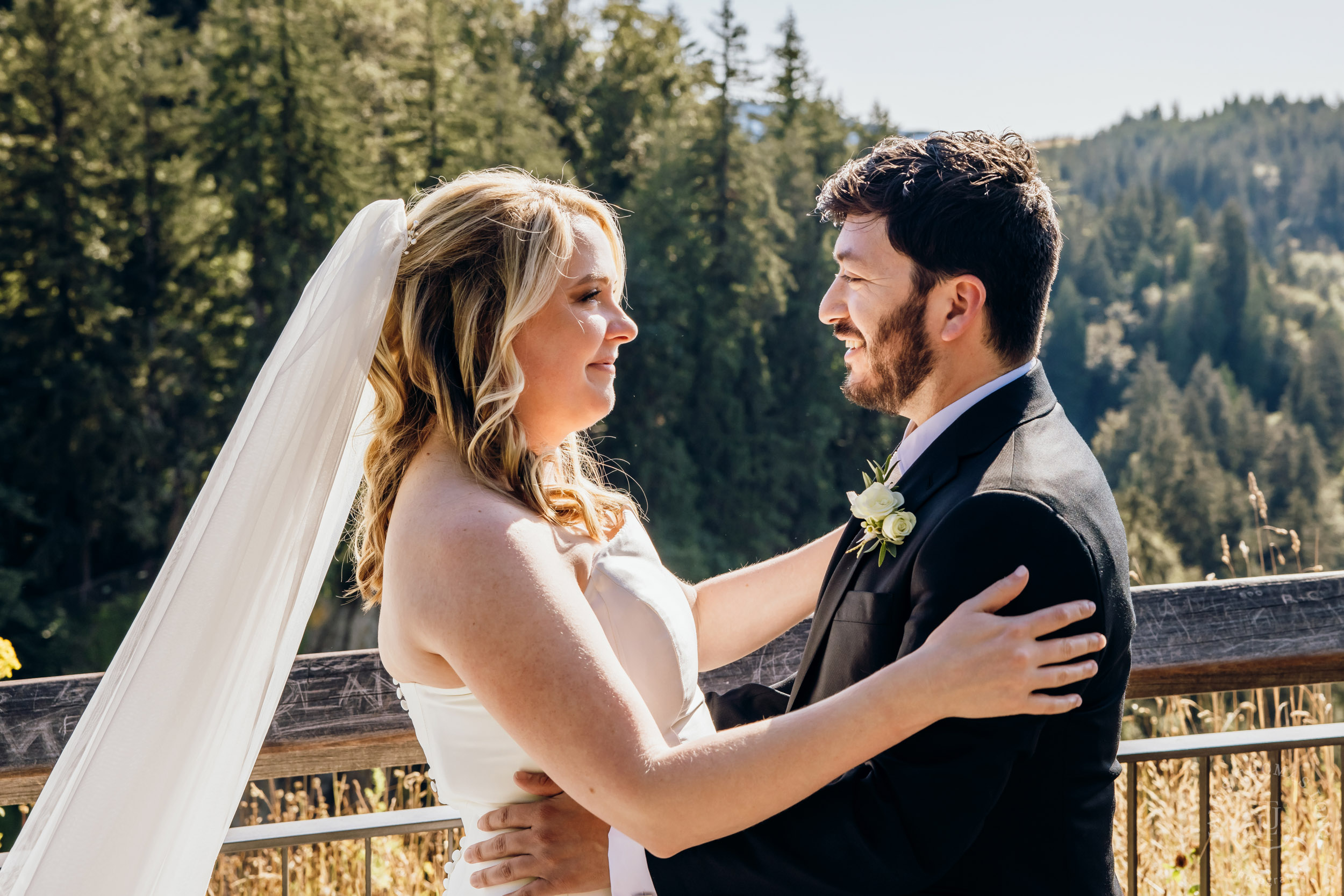 Salish Lodge & Spa Snoqualmie intimate wedding by Snoqualmie wedding photographer James Thomas Long Photography