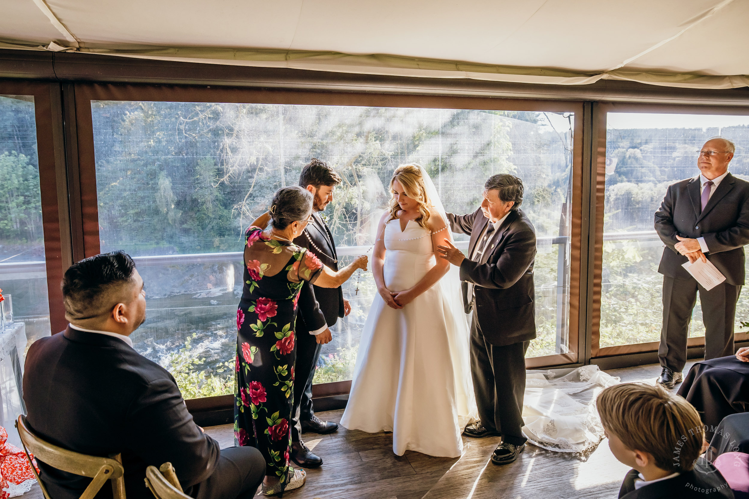 Salish Lodge & Spa Snoqualmie intimate wedding by Snoqualmie wedding photographer James Thomas Long Photography