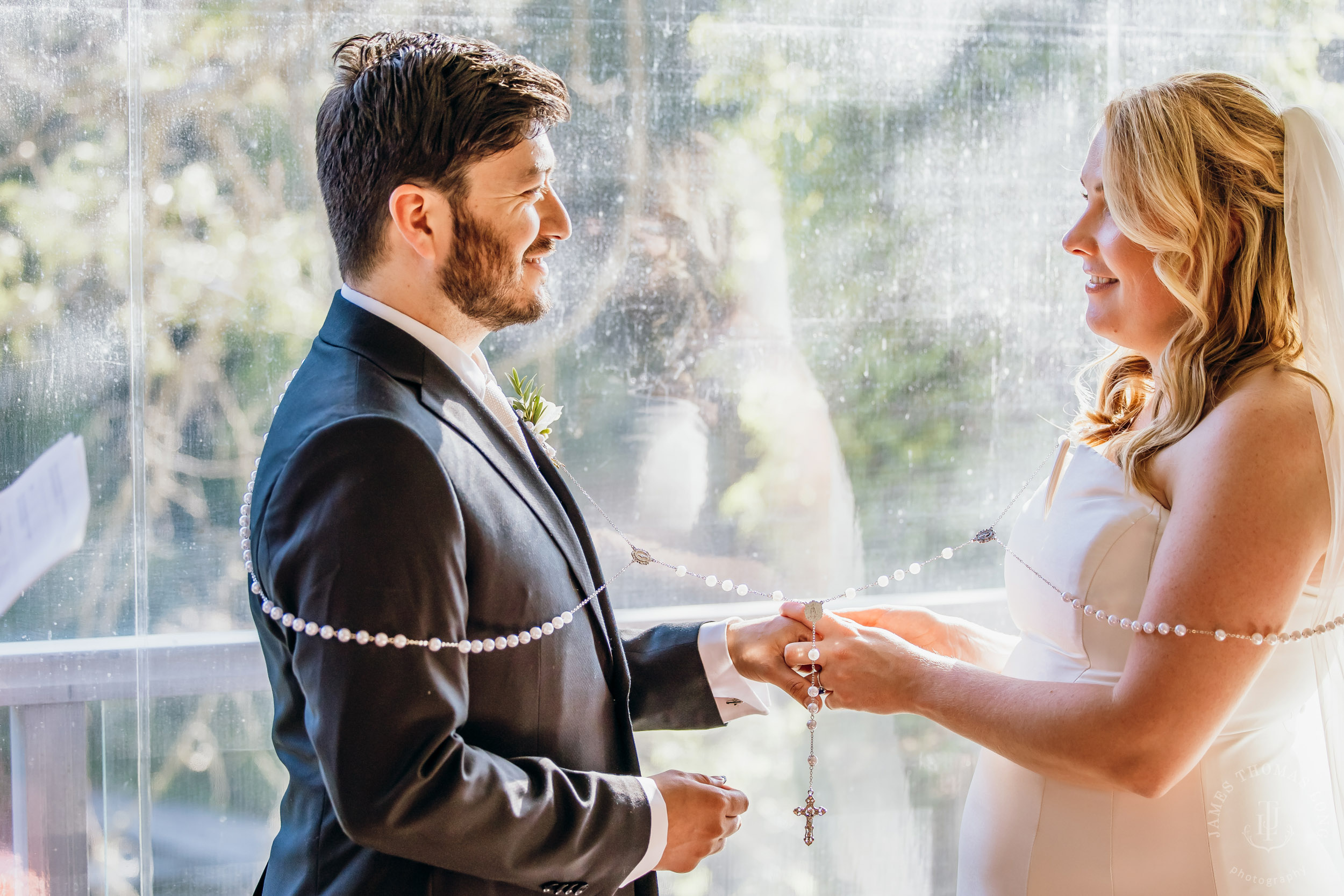 Salish Lodge & Spa Snoqualmie intimate wedding by Snoqualmie wedding photographer James Thomas Long Photography