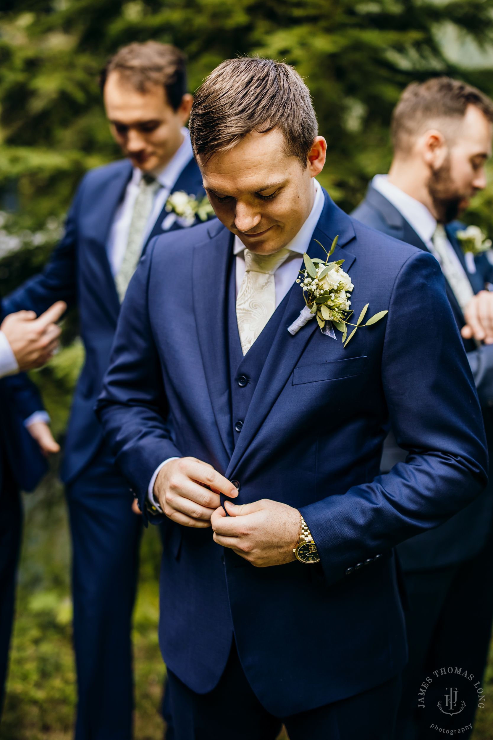 Crystal Mountain, WA wedding by Seattle wedding photographer James Thomas Long Photography