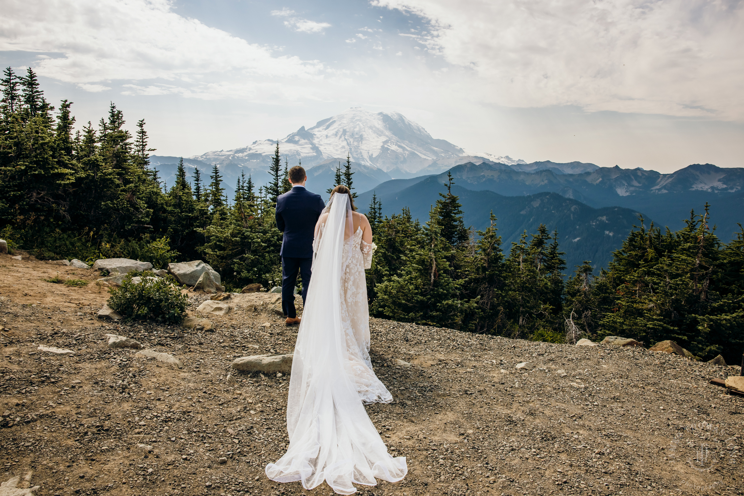 Crystal Mountain, WA wedding by Seattle wedding photographer James Thomas Long Photography