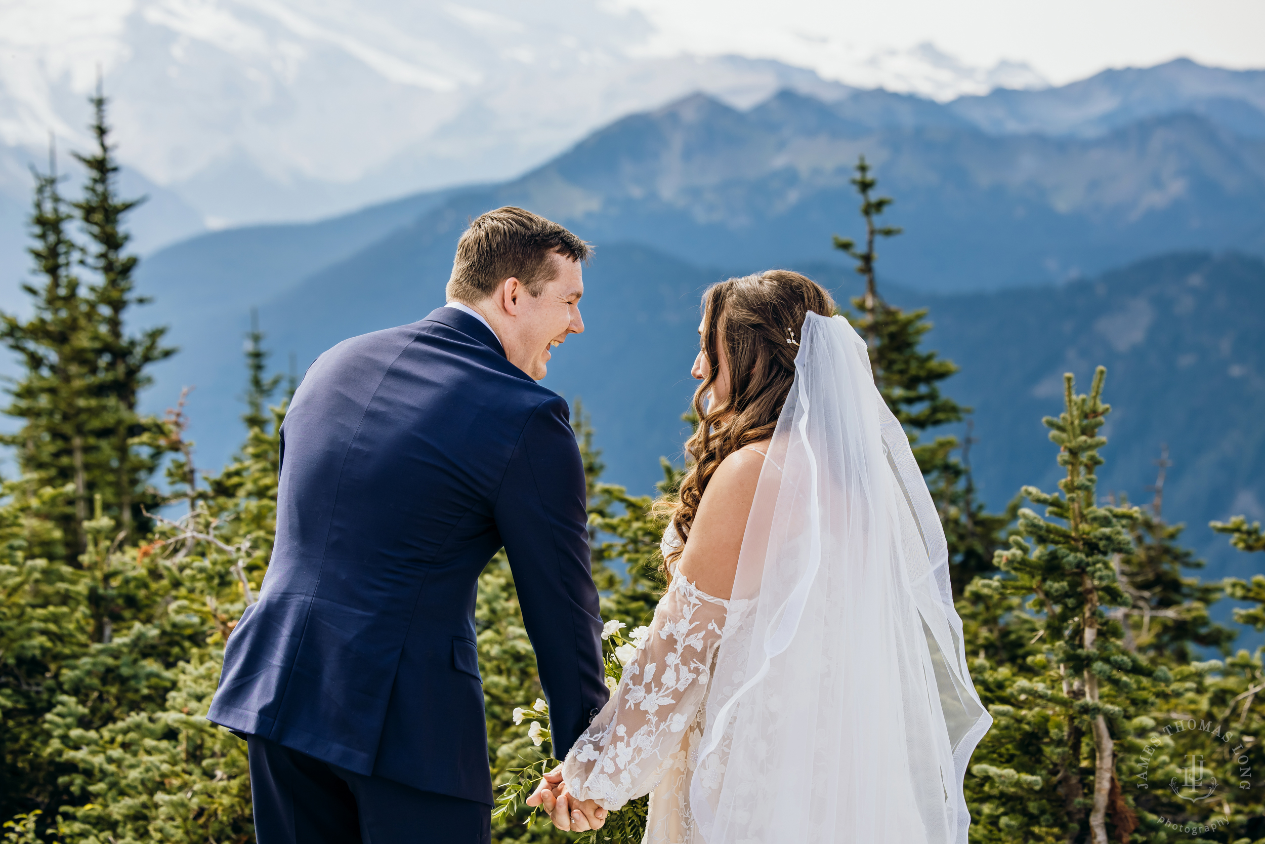 Crystal Mountain, WA wedding by Seattle wedding photographer James Thomas Long Photography