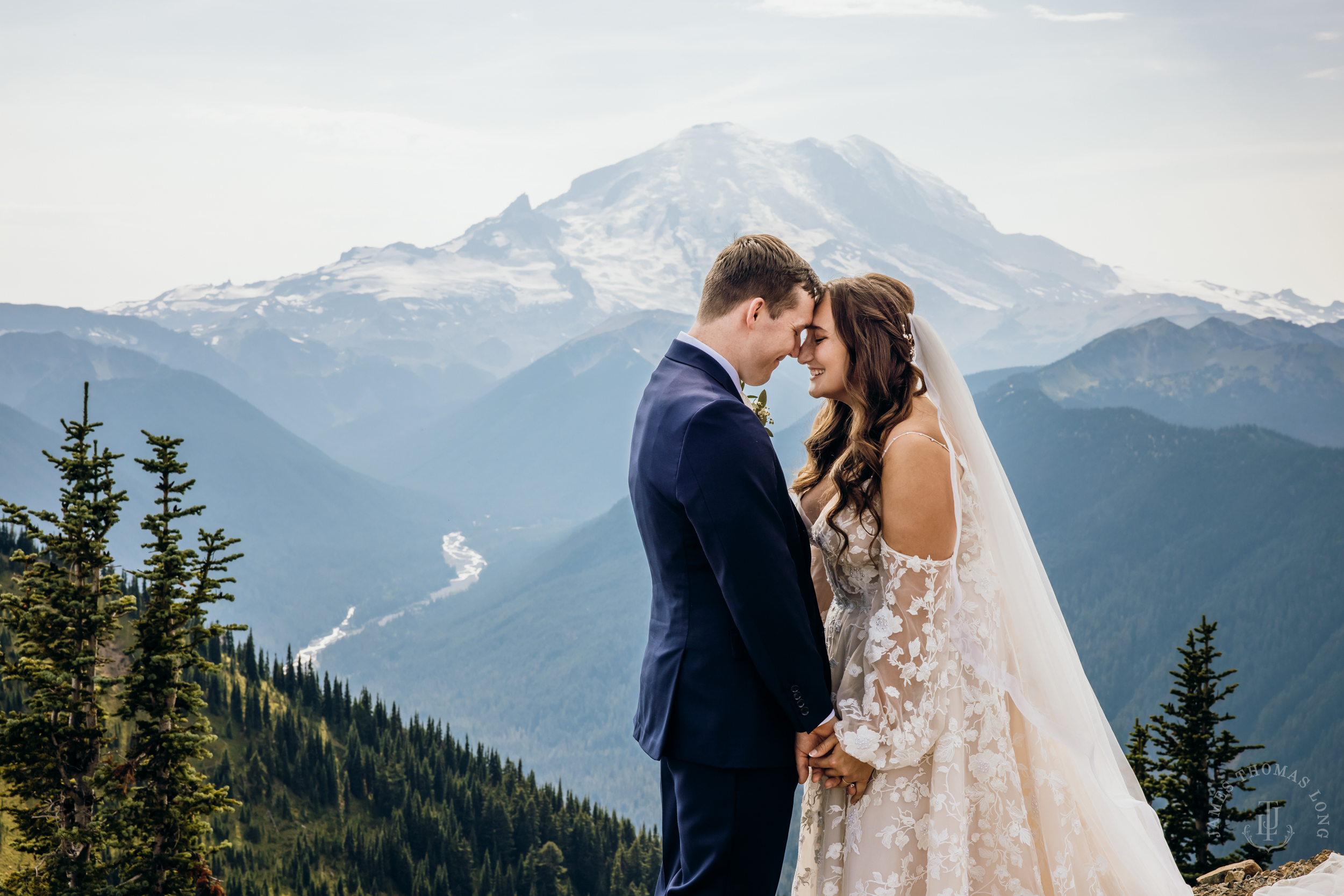 Crystal Mountain, WA wedding by Seattle wedding photographer James Thomas Long Photography