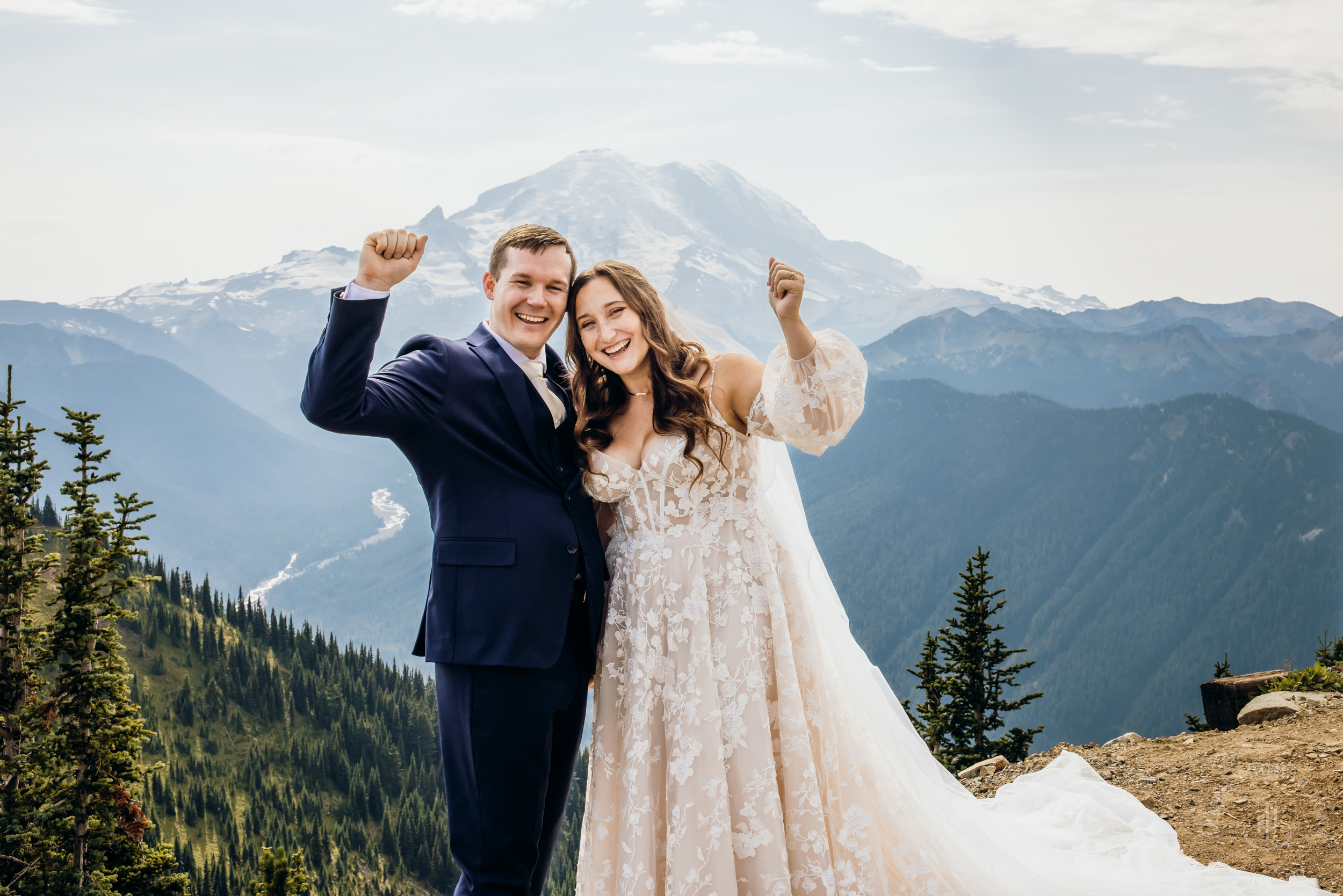 Crystal Mountain, WA wedding by Seattle wedding photographer James Thomas Long Photography