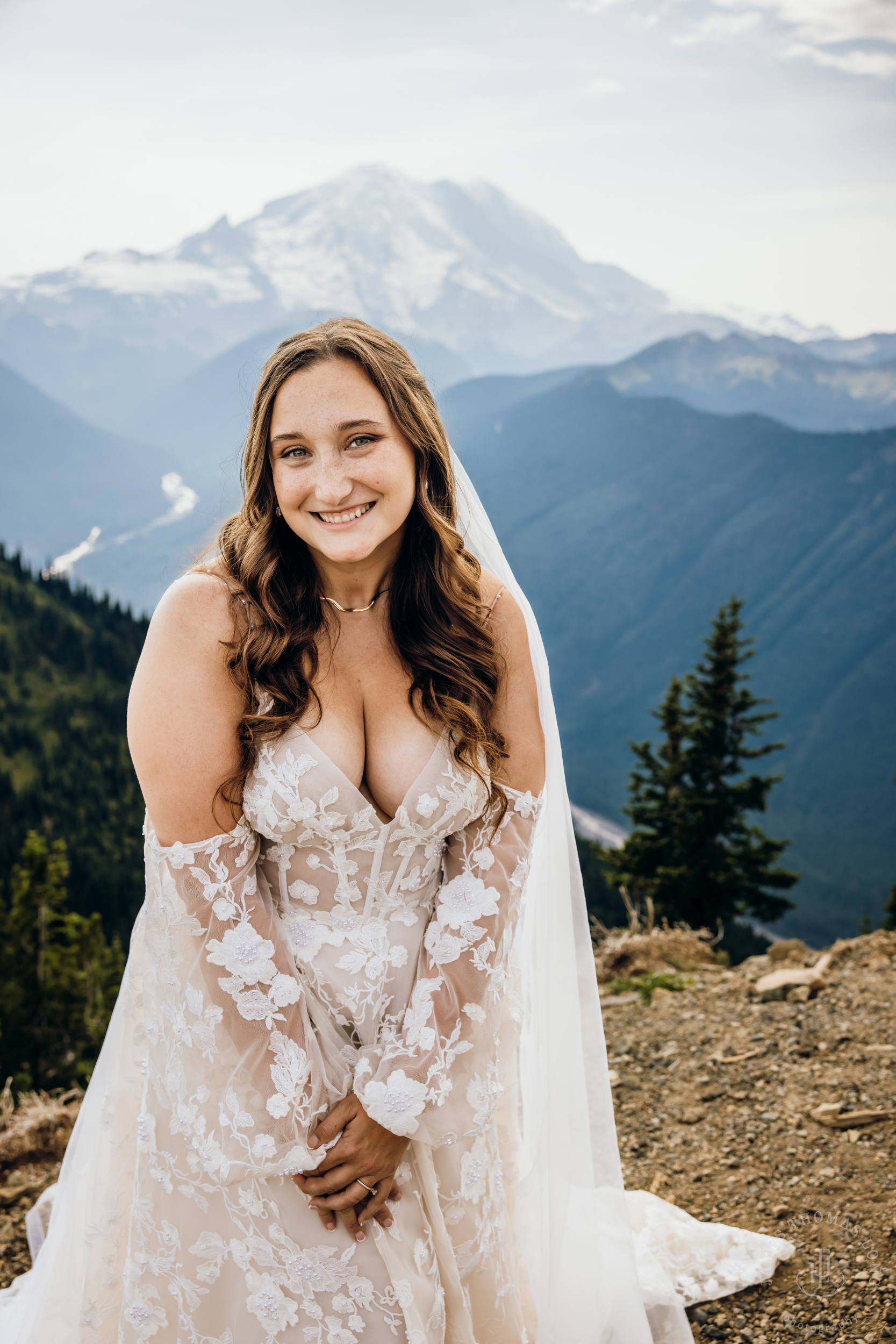 Crystal Mountain, WA wedding by Seattle wedding photographer James Thomas Long Photography