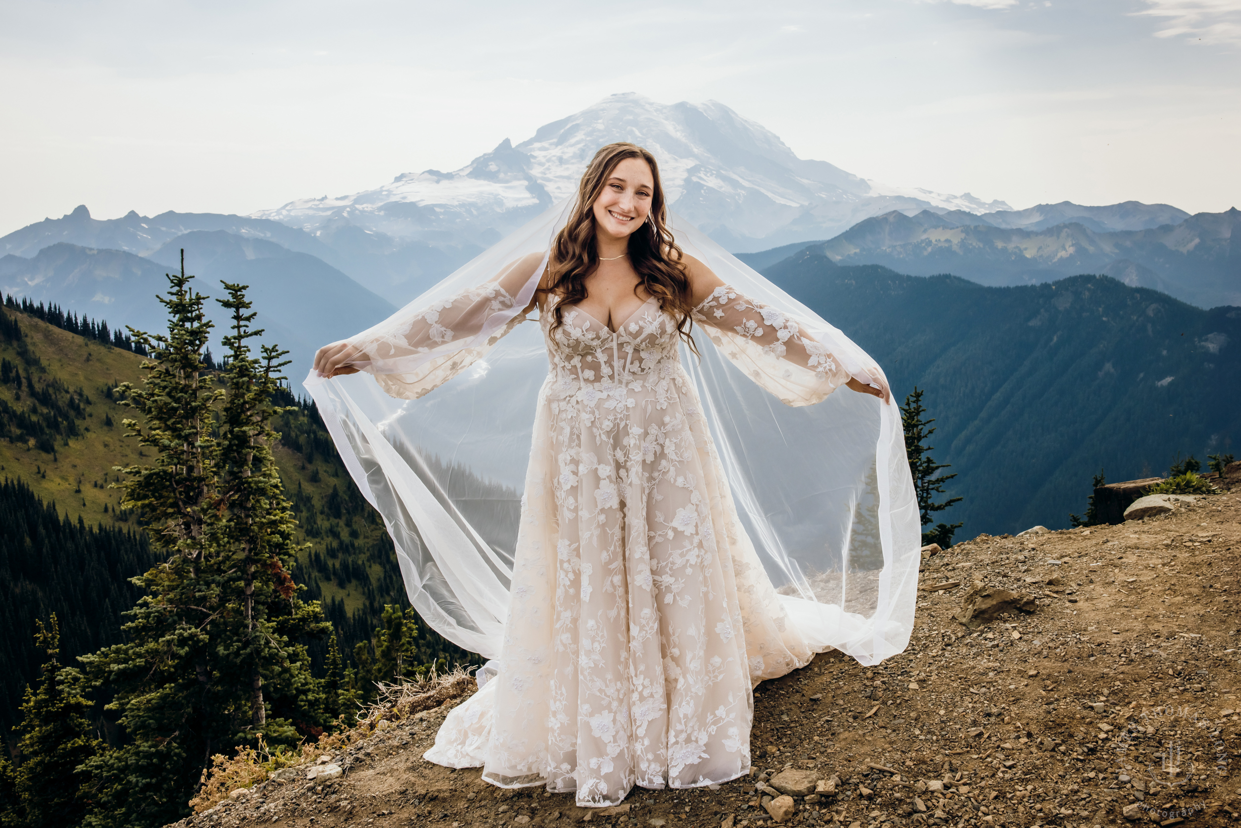 Crystal Mountain, WA wedding by Seattle wedding photographer James Thomas Long Photography