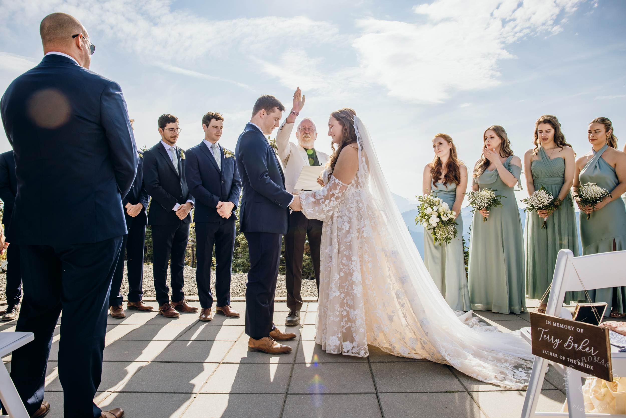 Crystal Mountain, WA wedding by Seattle wedding photographer James Thomas Long Photography