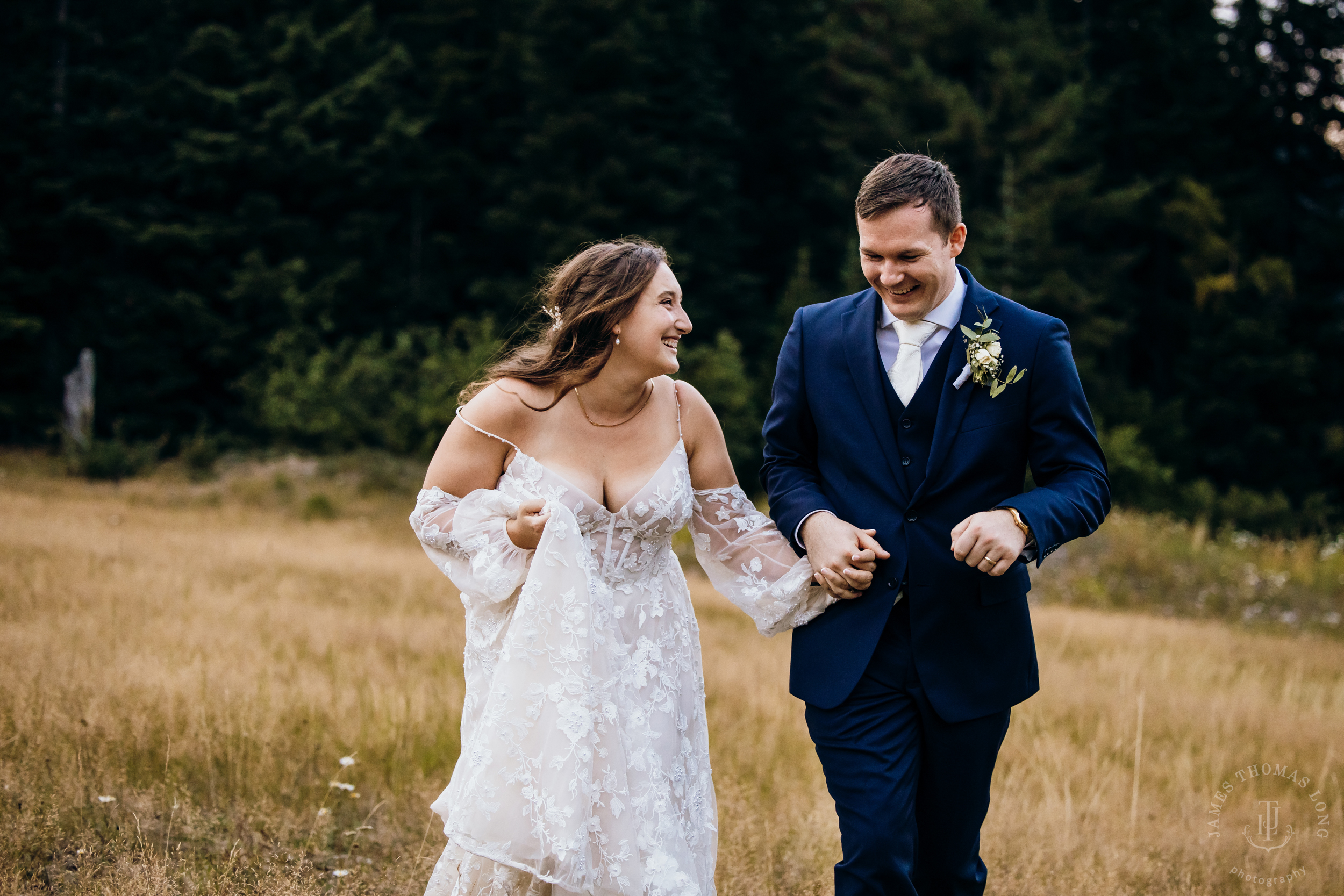 Crystal Mountain, WA wedding by Seattle wedding photographer James Thomas Long Photography