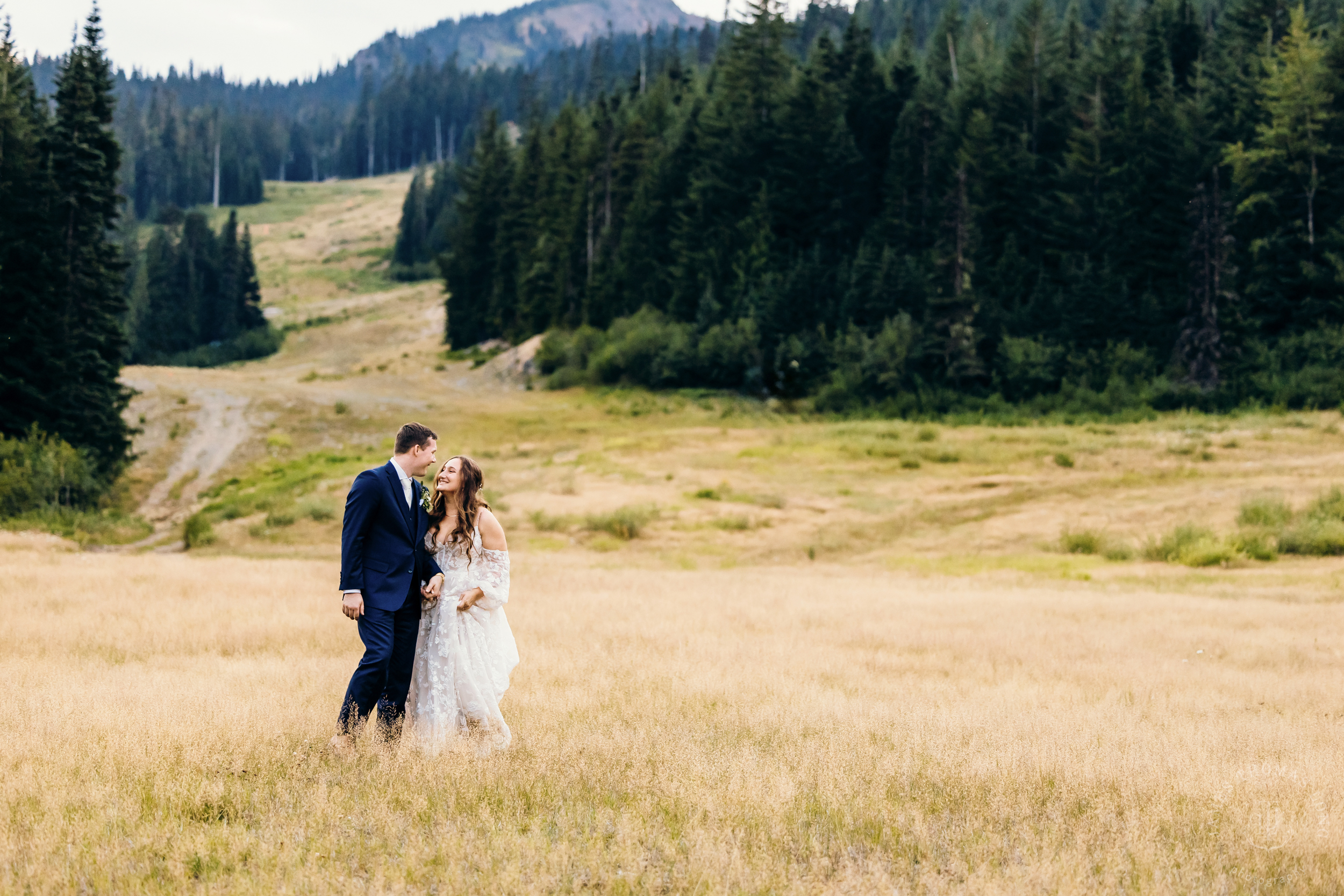 Crystal Mountain, WA wedding by Seattle wedding photographer James Thomas Long Photography