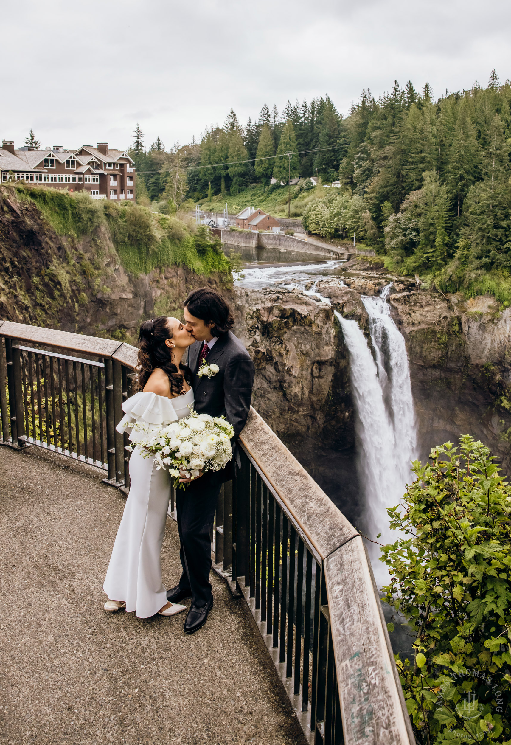 Salish Lodge Snoqualmie Falls wedding by Seattle wedding photographer James Thomas Long Photography