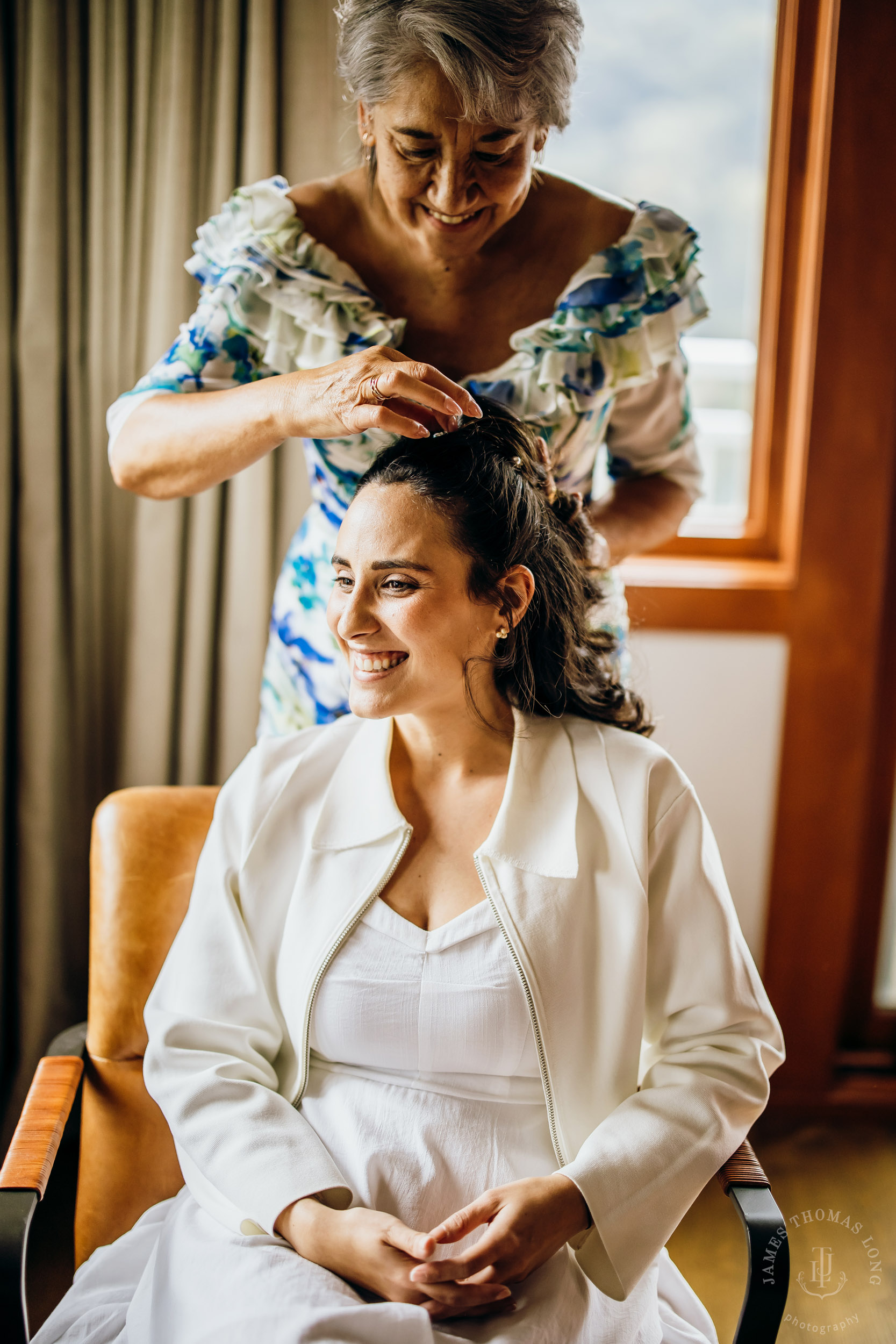 Salish Lodge Snoqualmie Falls wedding by Seattle wedding photographer James Thomas Long Photography