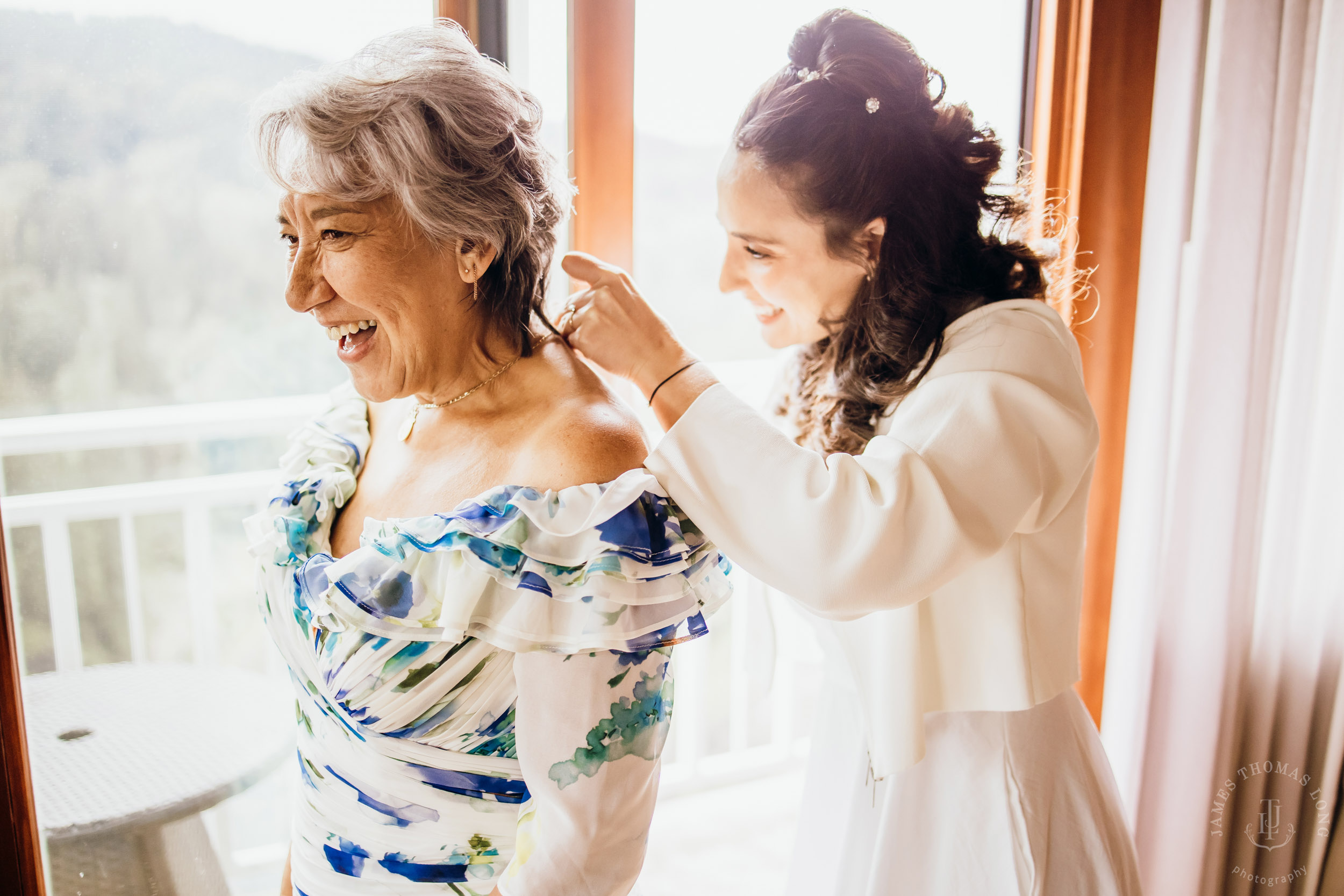 Salish Lodge Snoqualmie Falls wedding by Seattle wedding photographer James Thomas Long Photography