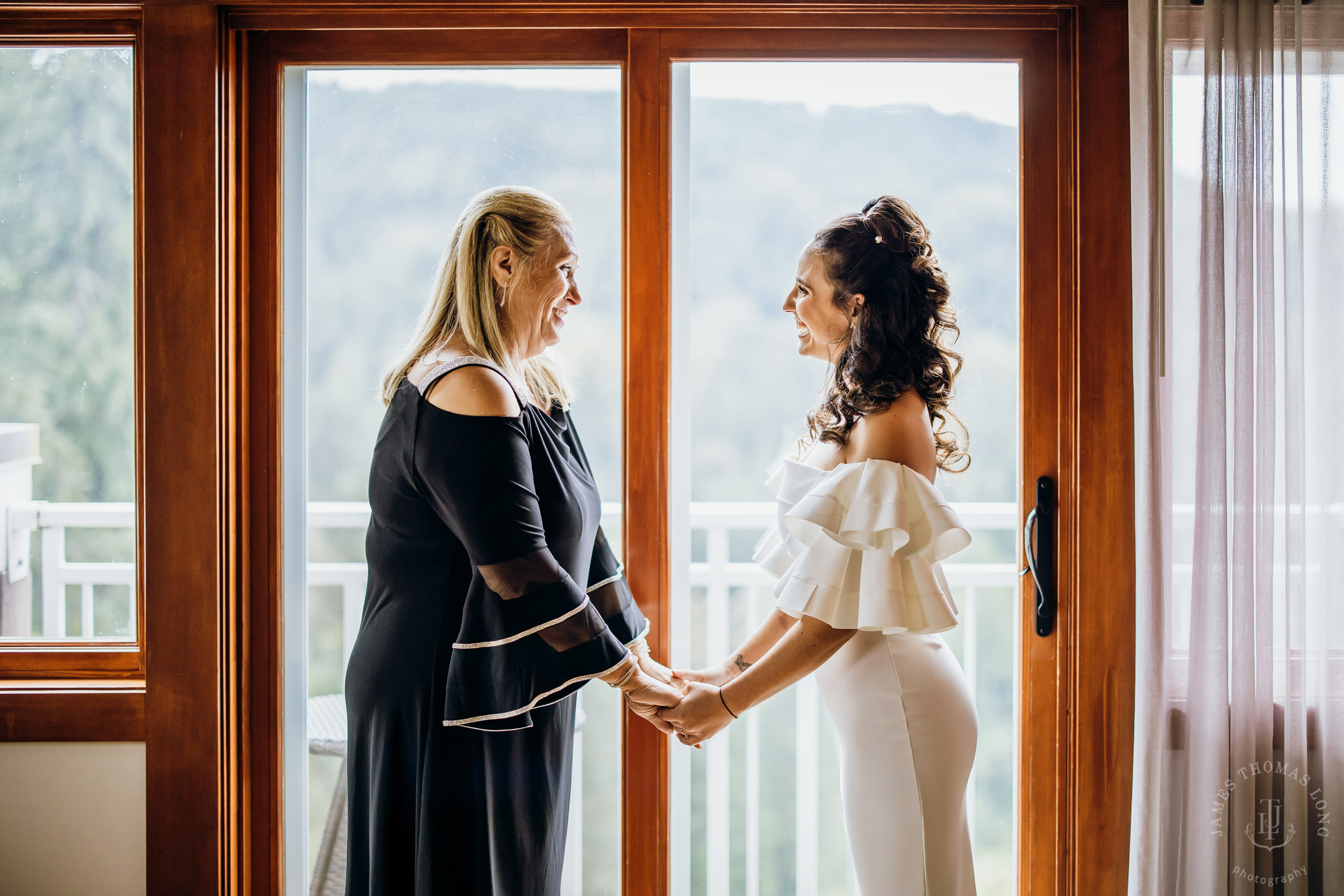 Salish Lodge Snoqualmie Falls wedding by Seattle wedding photographer James Thomas Long Photography