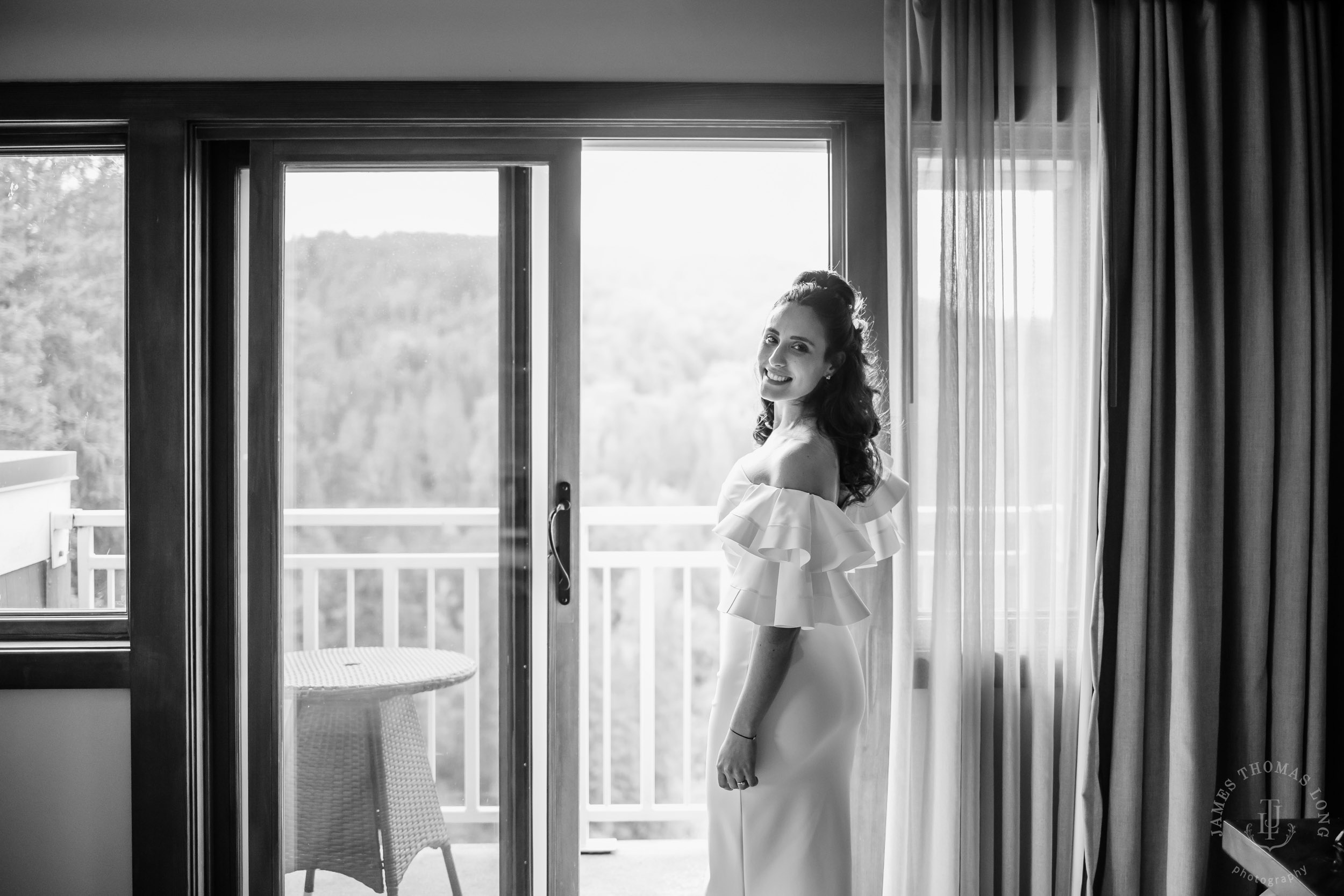 Salish Lodge Snoqualmie Falls wedding by Seattle wedding photographer James Thomas Long Photography