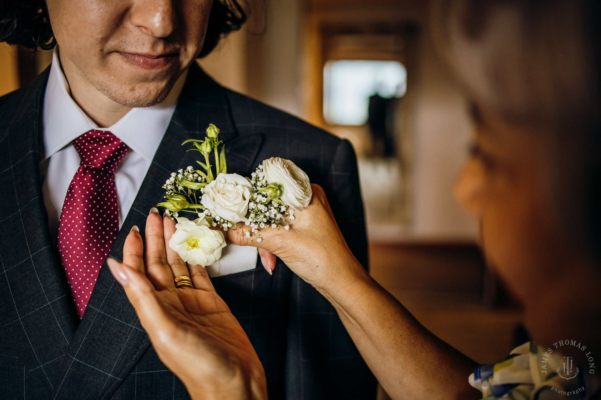 Salish Lodge Snoqualmie Falls wedding by Seattle wedding photographer James Thomas Long Photography