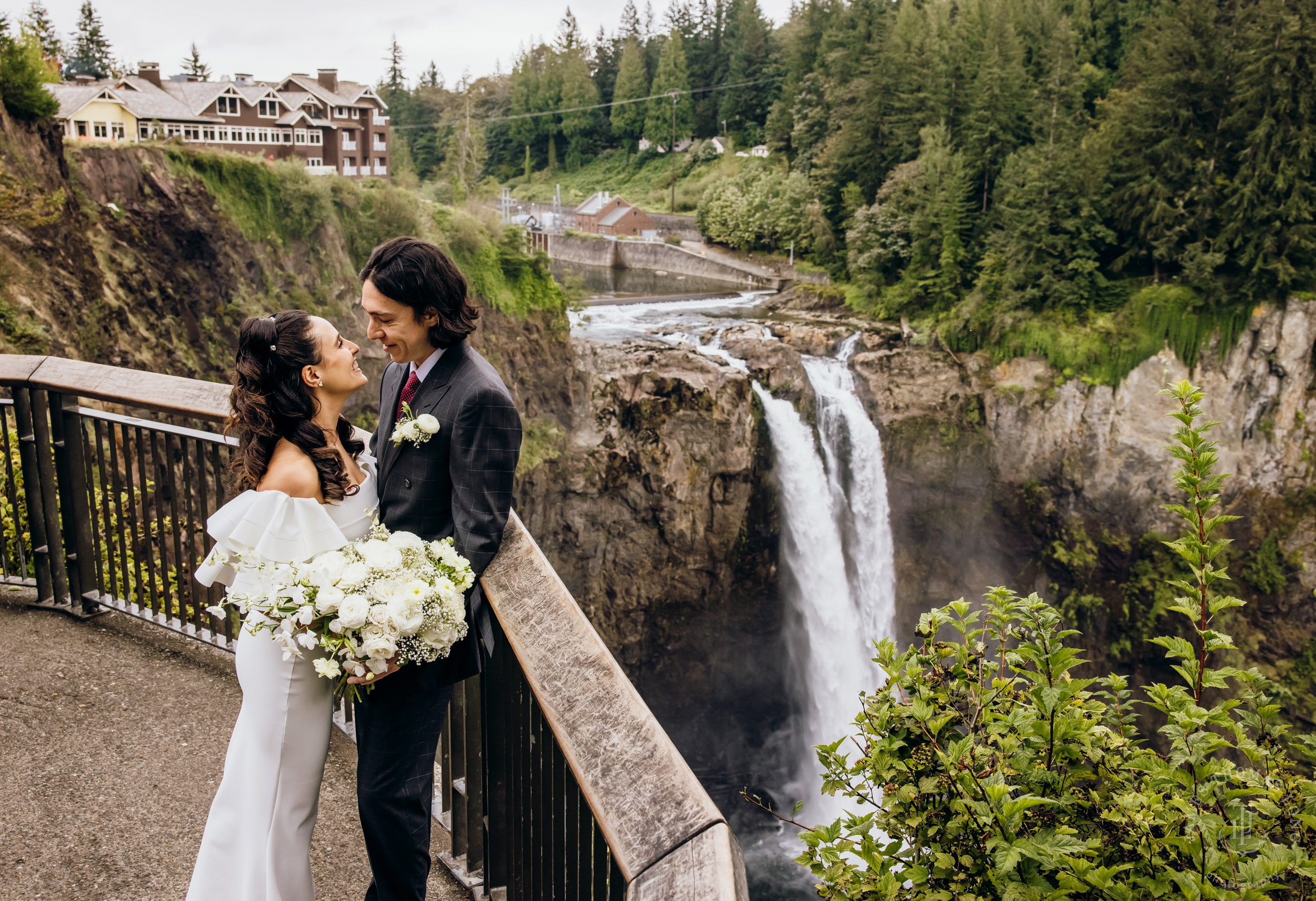 Salish Lodge Snoqualmie Falls wedding by Seattle wedding photographer James Thomas Long Photography