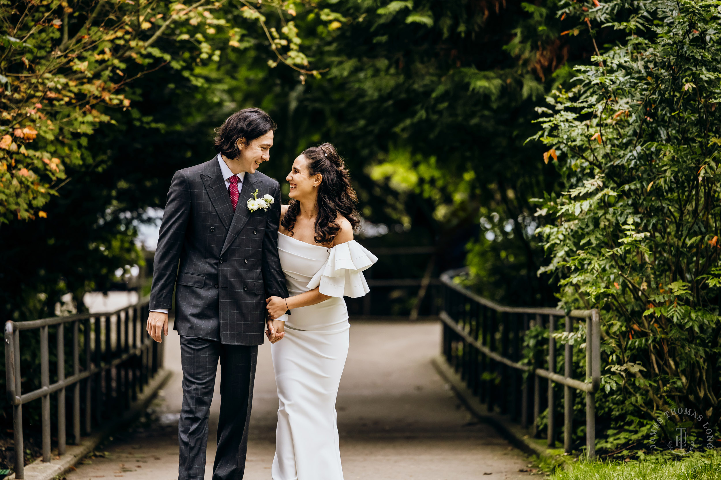 Salish Lodge Snoqualmie Falls wedding by Seattle wedding photographer James Thomas Long Photography