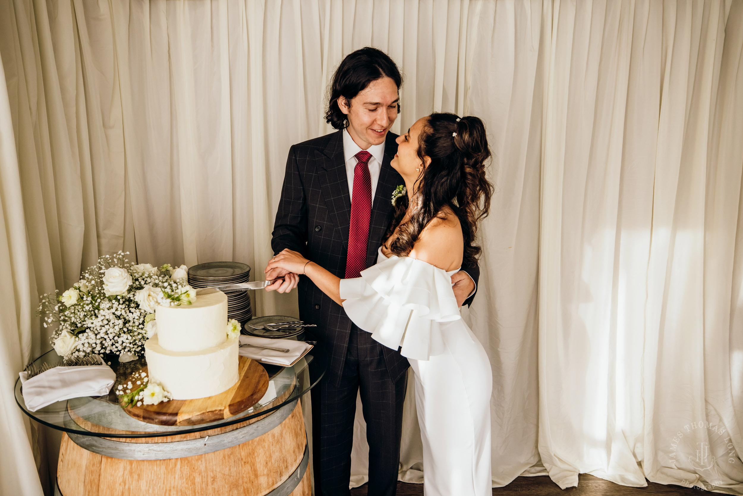 Salish Lodge Snoqualmie Falls wedding by Seattle wedding photographer James Thomas Long Photography