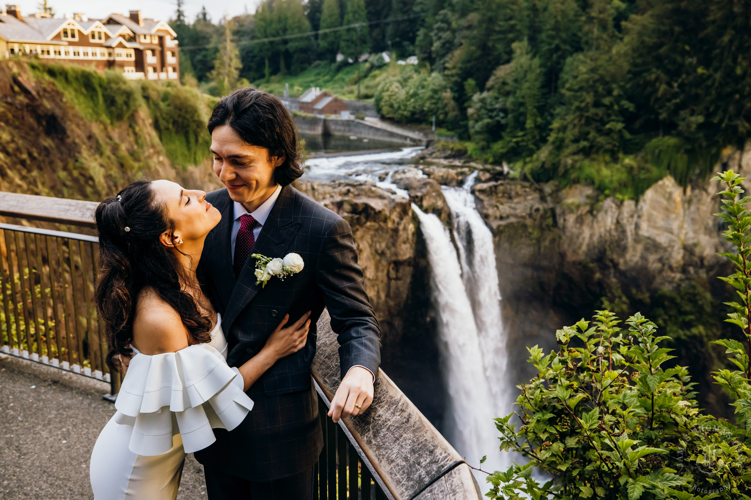 Salish Lodge Snoqualmie Falls wedding by Seattle wedding photographer James Thomas Long Photography