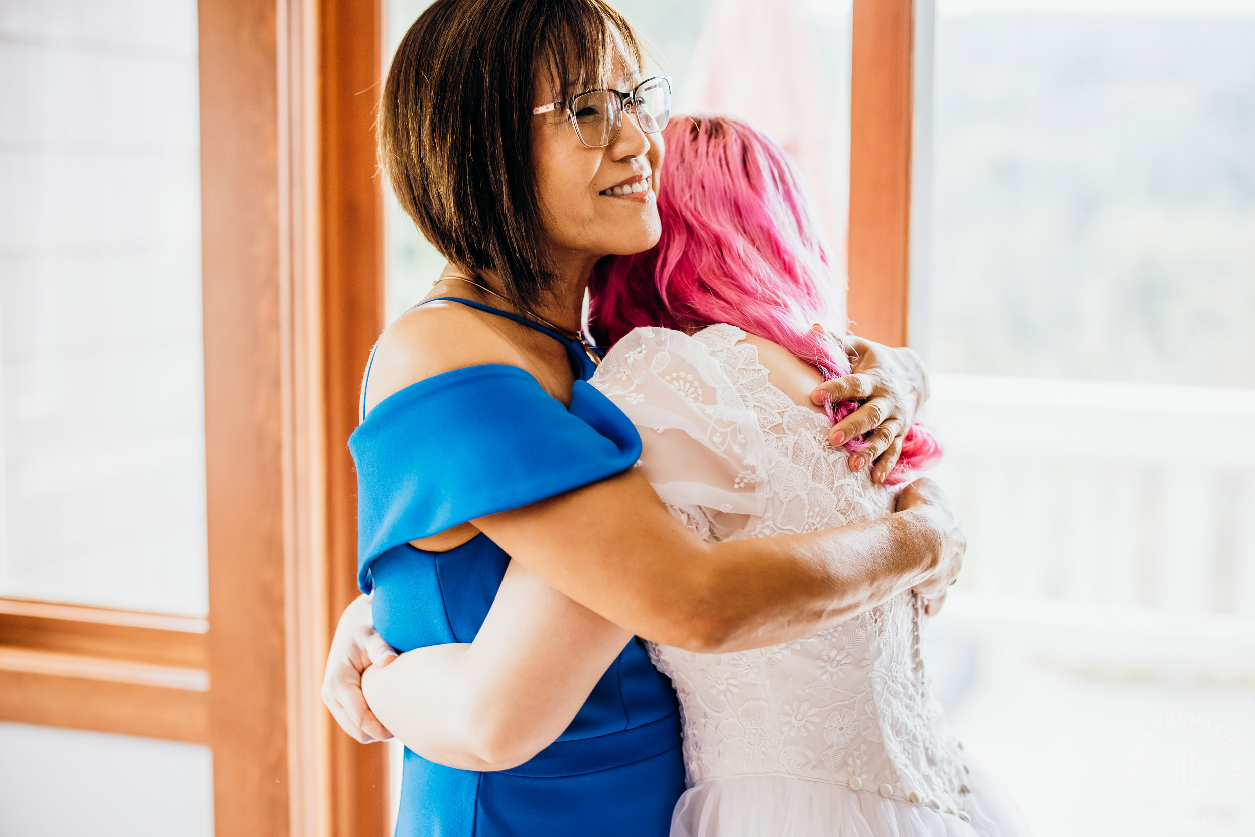 Salish Lodge Snoqualmie Falls wedding by Snoqualmie wedding photographer James Thomas Long Photography