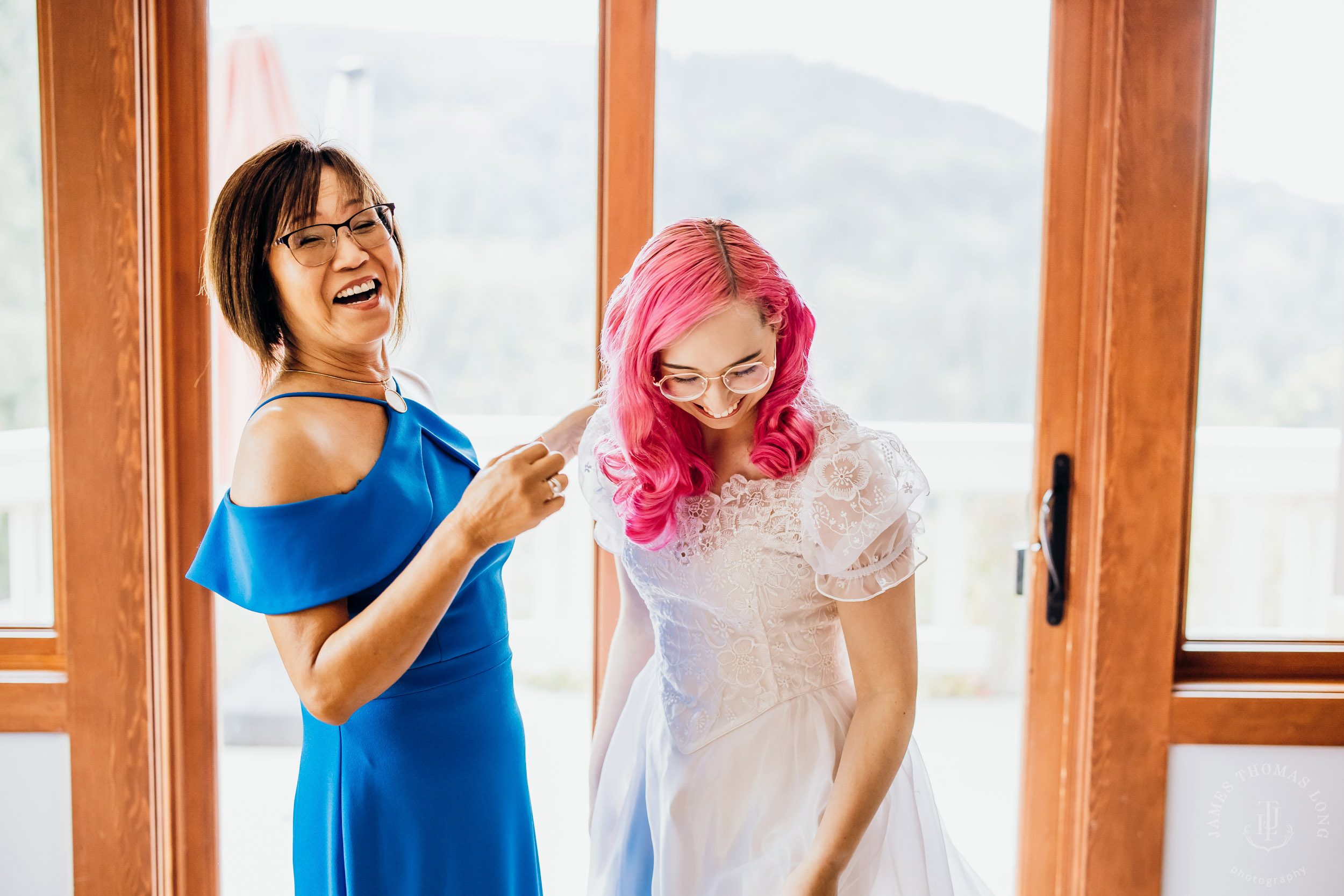 Salish Lodge Snoqualmie Falls wedding by Snoqualmie wedding photographer James Thomas Long Photography