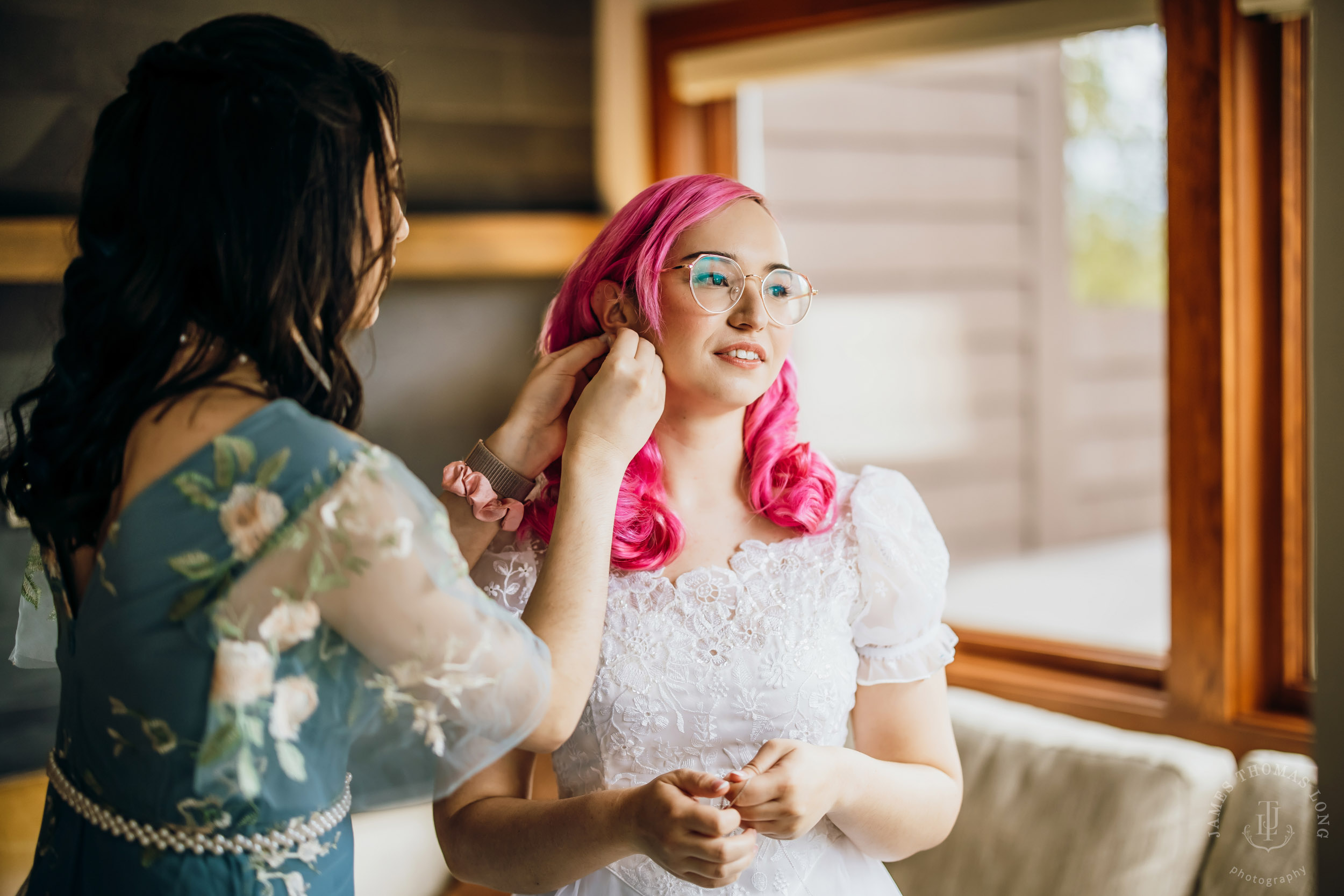 Salish Lodge Snoqualmie Falls wedding by Snoqualmie wedding photographer James Thomas Long Photography