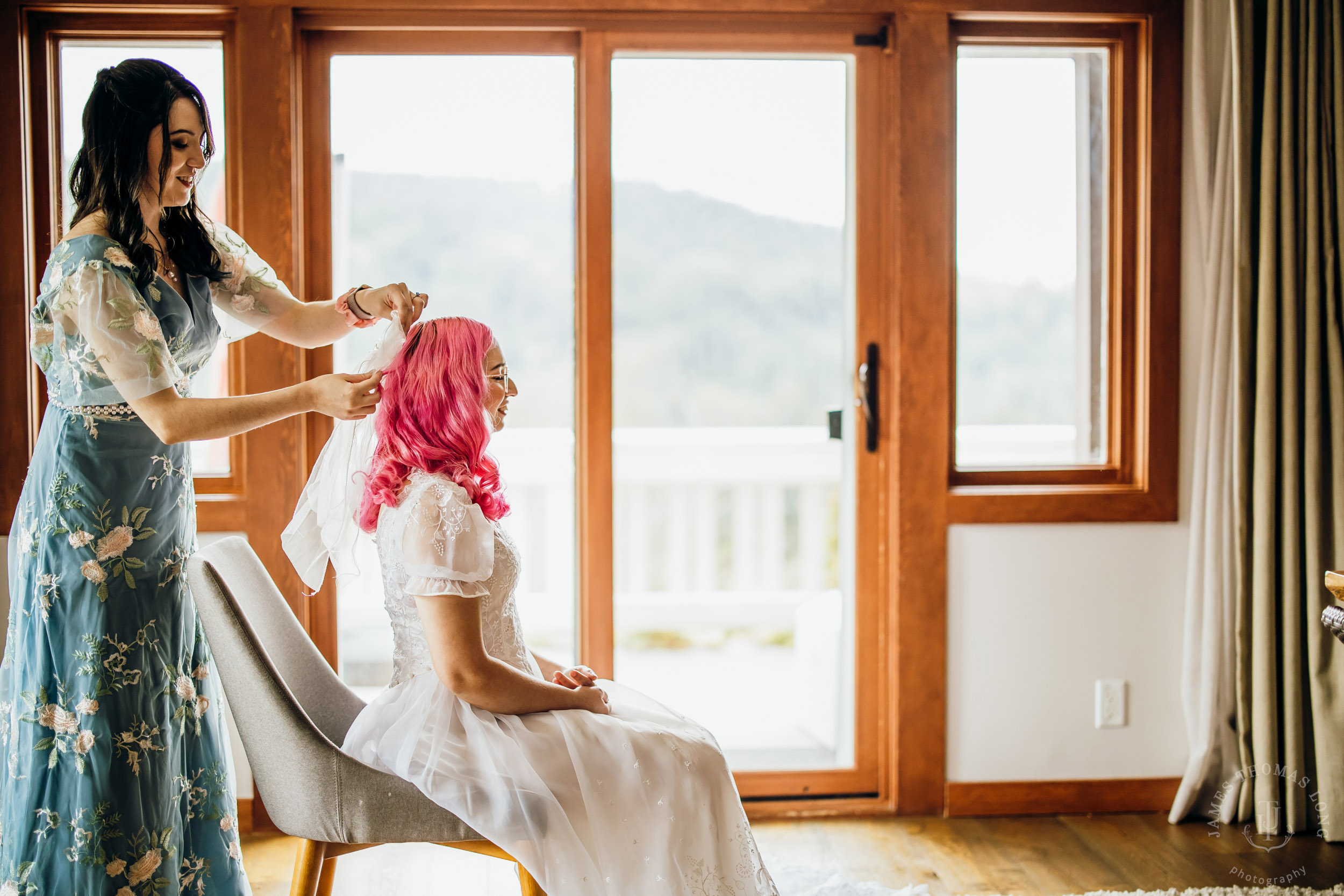 Salish Lodge Snoqualmie Falls wedding by Snoqualmie wedding photographer James Thomas Long Photography