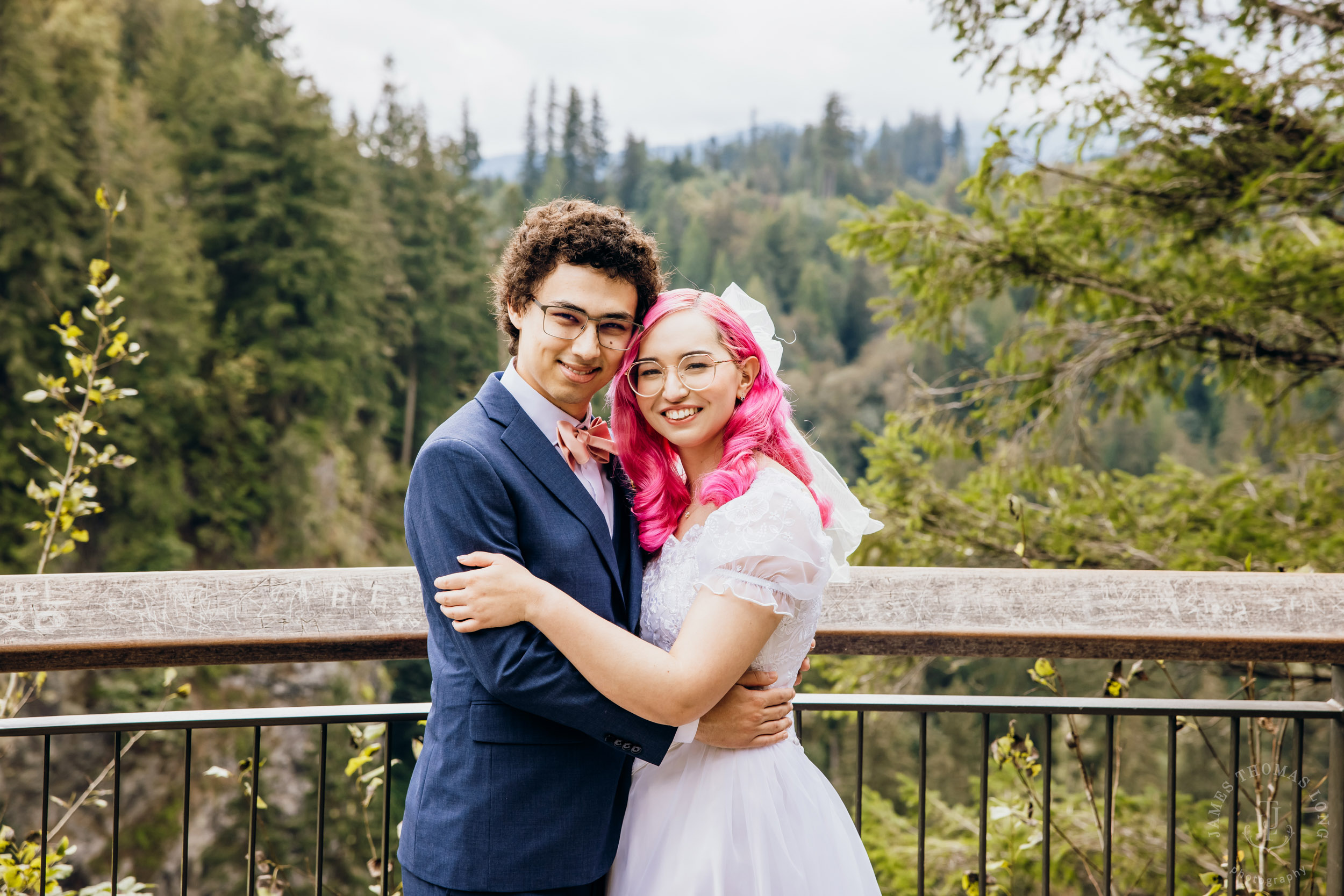 Salish Lodge Snoqualmie Falls wedding by Snoqualmie wedding photographer James Thomas Long Photography