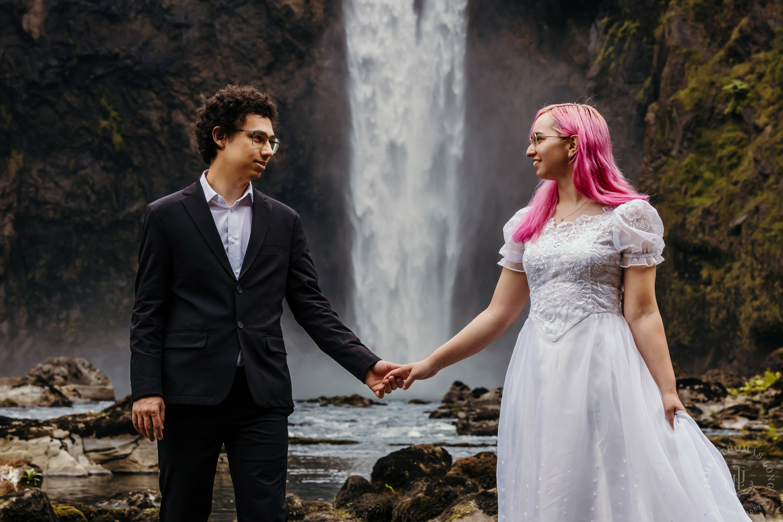 Snoqualmie Falls Salish Lodge wedding by Snoqualmie adventure wedding photographer James Thomas Long Photography