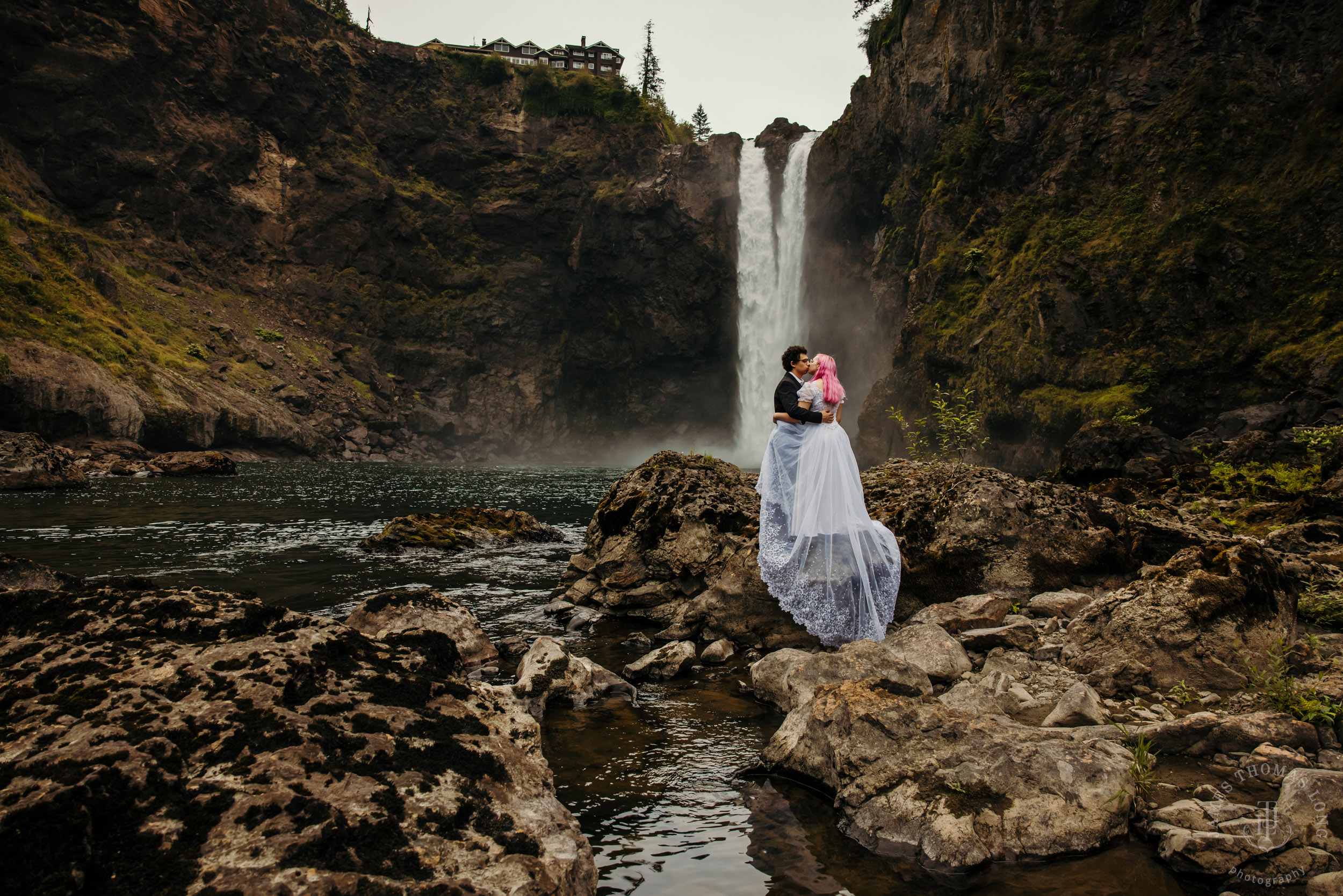 Snoqualmie Falls Salish Lodge wedding by Snoqualmie adventure wedding photographer James Thomas Long Photography