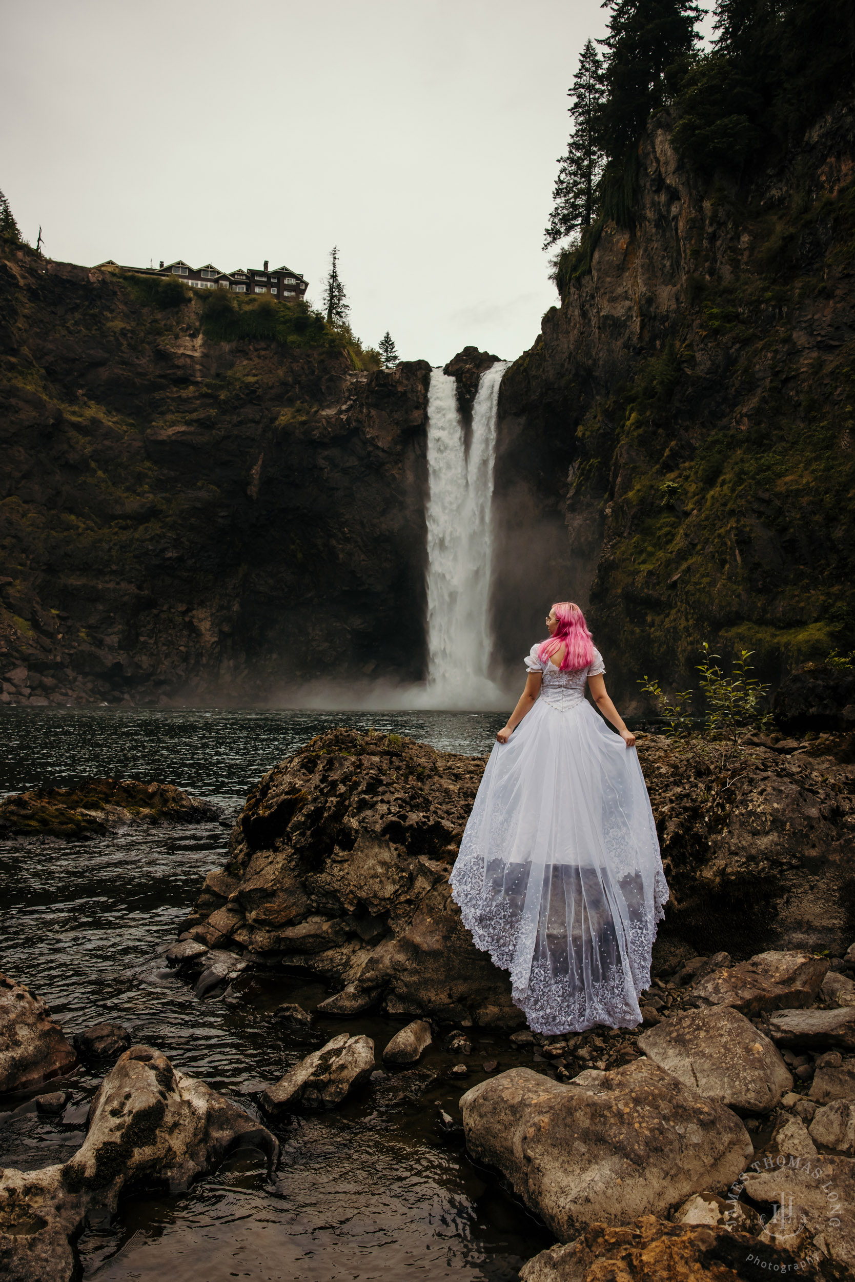 Snoqualmie Falls Salish Lodge wedding by Snoqualmie adventure wedding photographer James Thomas Long Photography