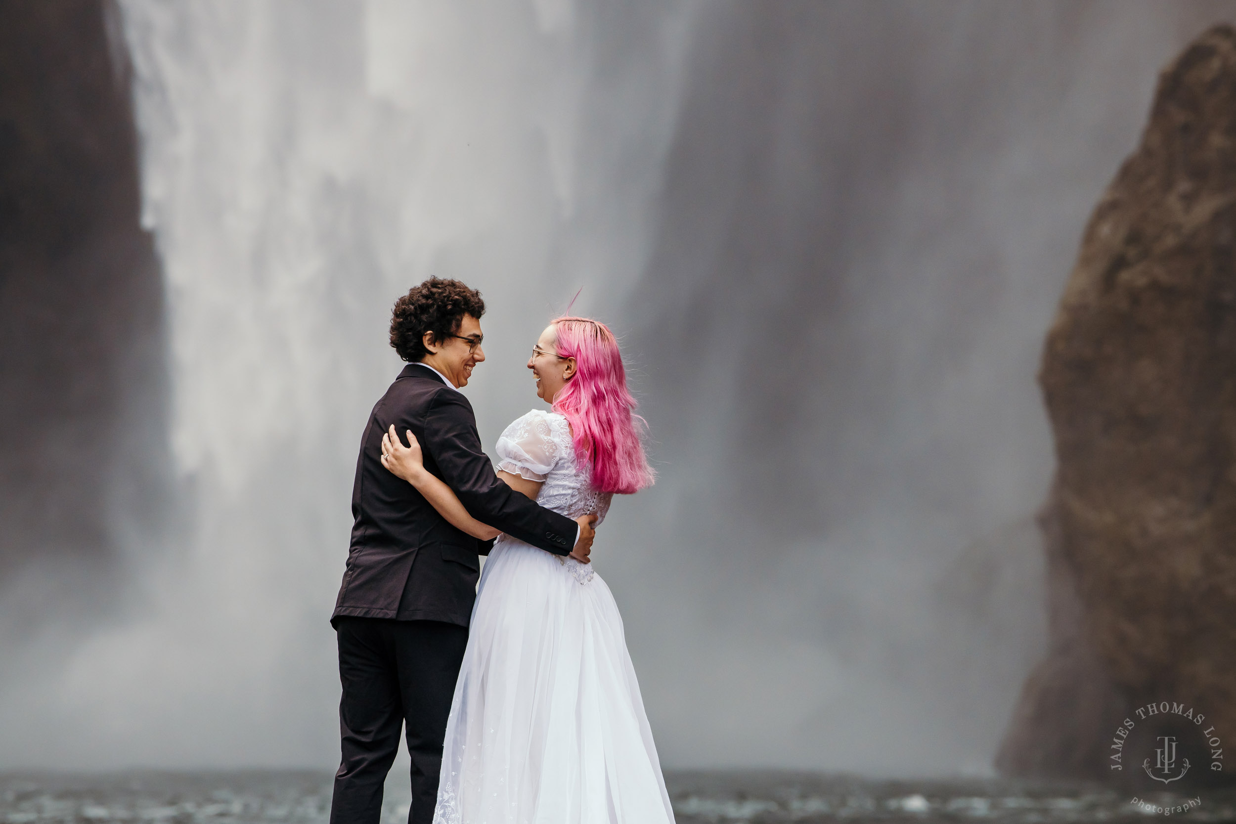 Snoqualmie Falls Salish Lodge wedding by Snoqualmie adventure wedding photographer James Thomas Long Photography