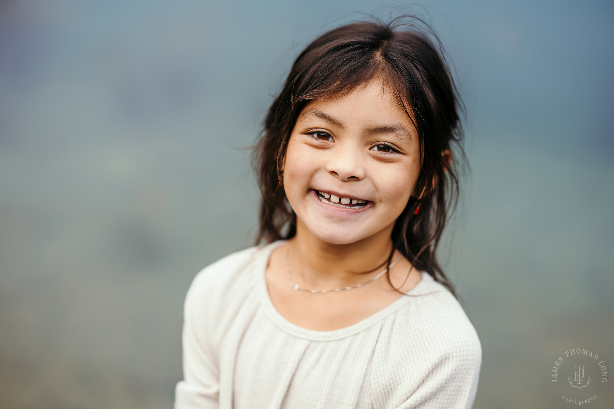 Snoqualmie Pass family session by Snoqualmie family photographer James Thomas Long Photography