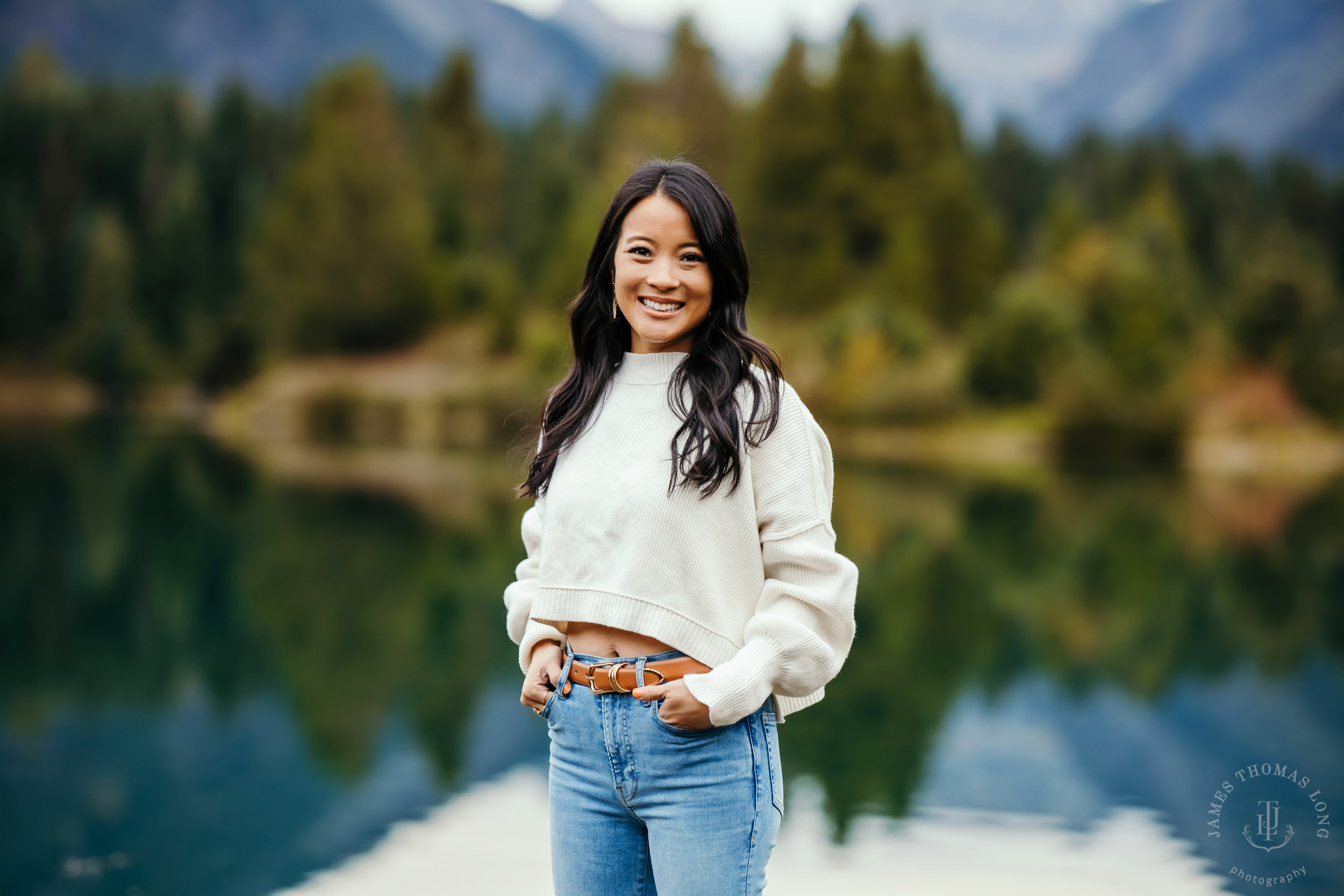 Snoqualmie Pass family session by Snoqualmie family photographer James Thomas Long Photography