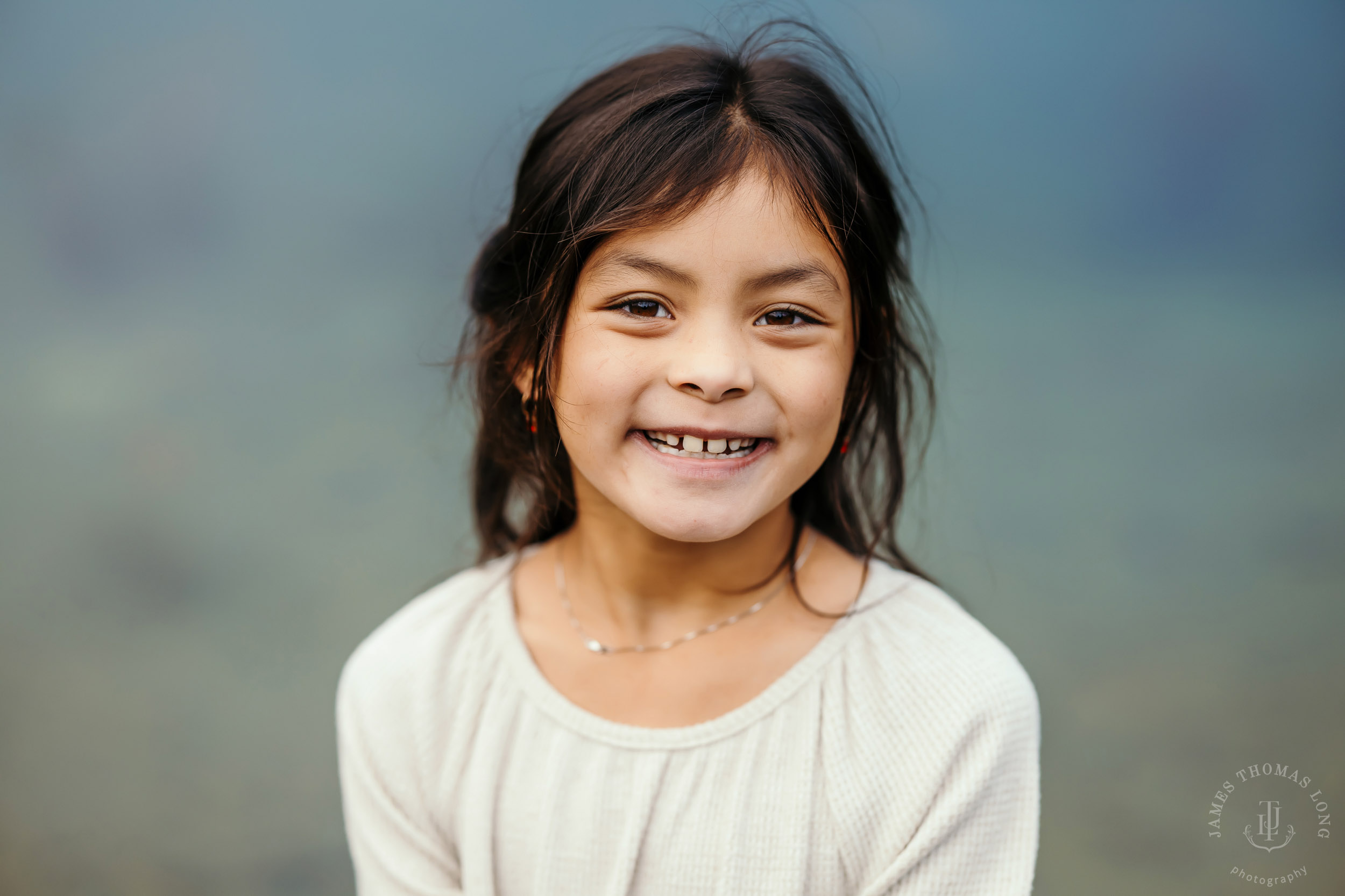 Snoqualmie Pass family session by Snoqualmie family photographer James Thomas Long Photography