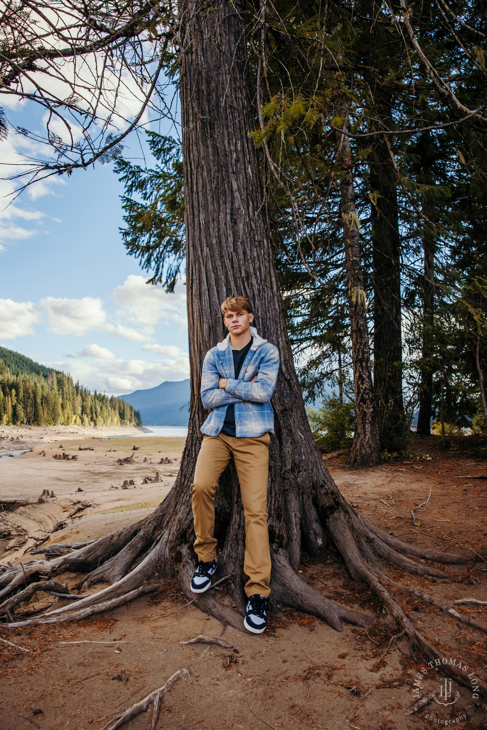 Cascade Mountain adventure HS senior portrait session by Seattle senior portrait photographer James Thomas Long Photography