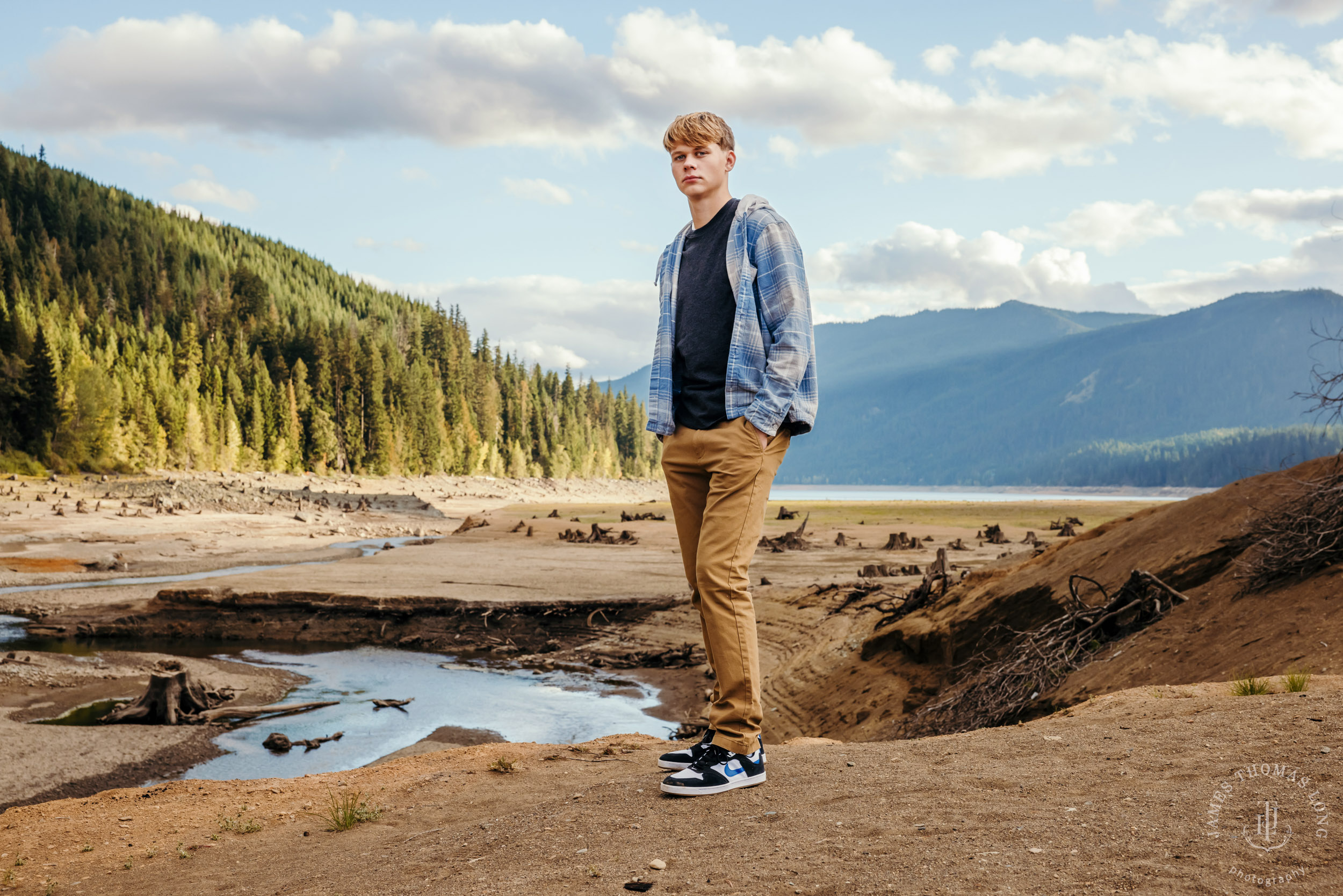 Cascade Mountain adventure HS senior portrait session by Seattle senior portrait photographer James Thomas Long Photography