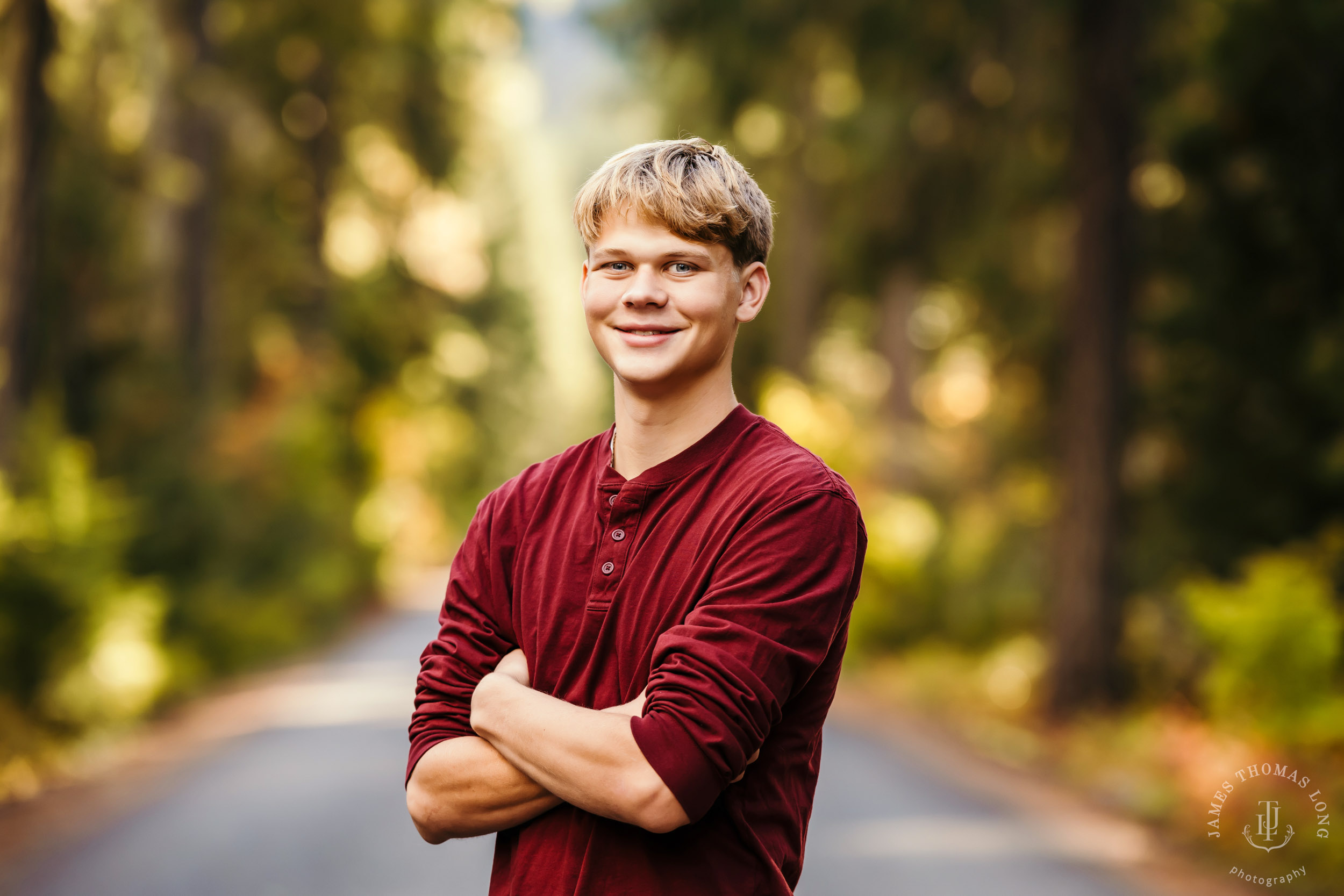 Cascade Mountain adventure HS senior portrait session by Seattle senior portrait photographer James Thomas Long Photography