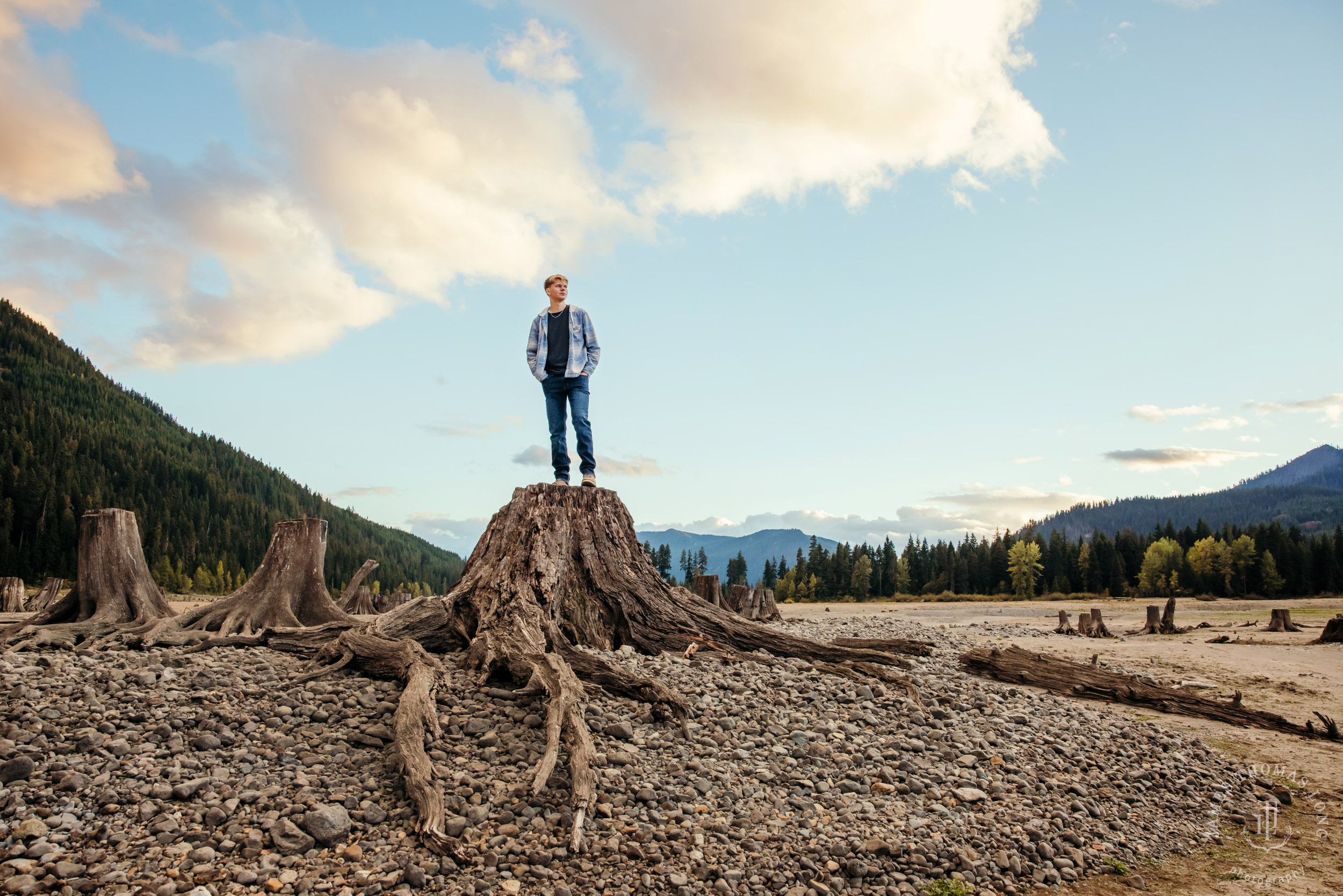 Cascade Mountain adventure HS senior portrait session by Seattle senior portrait photographer James Thomas Long Photography