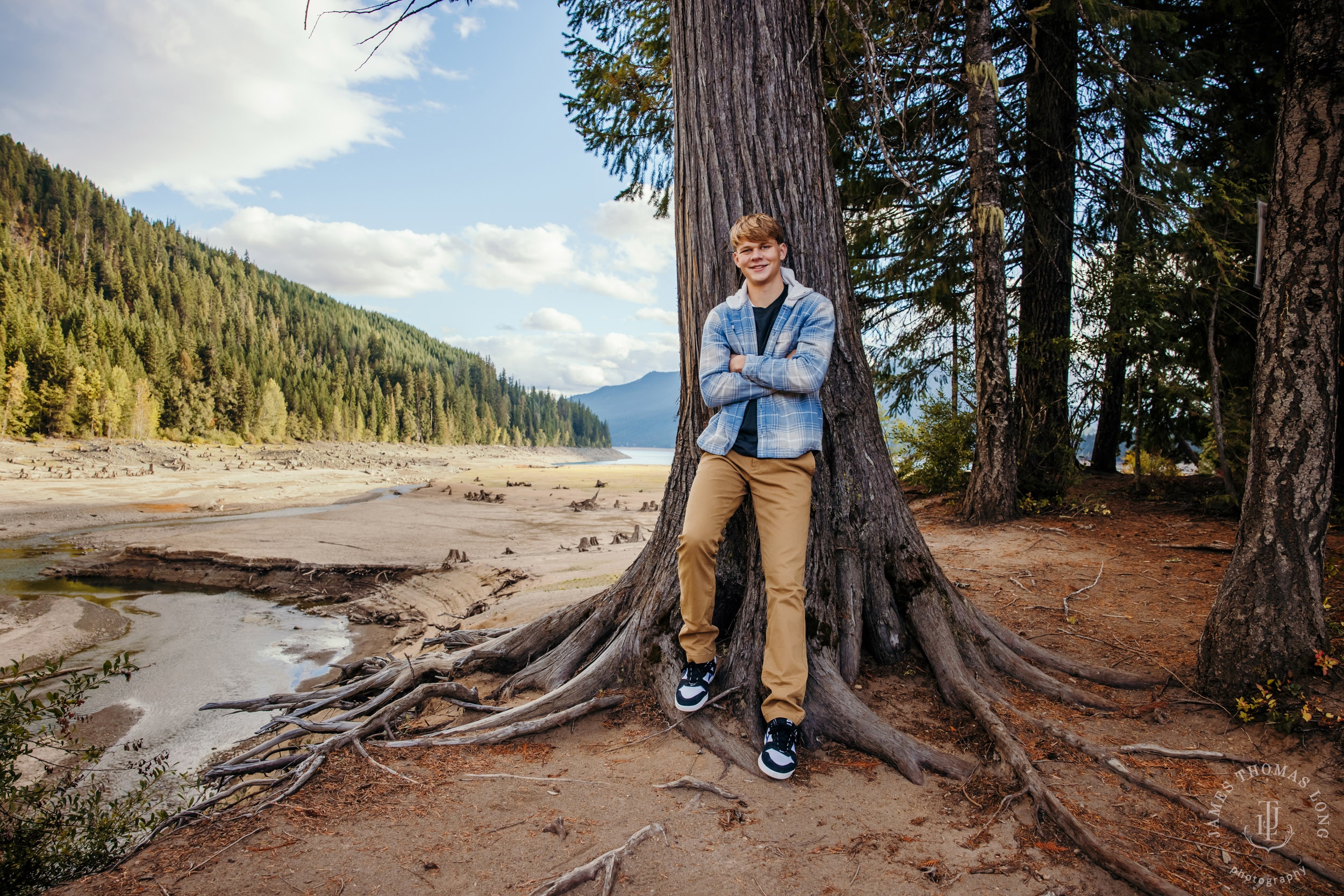 Cascade Mountain adventure HS senior portrait session by Seattle senior portrait photographer James Thomas Long Photography