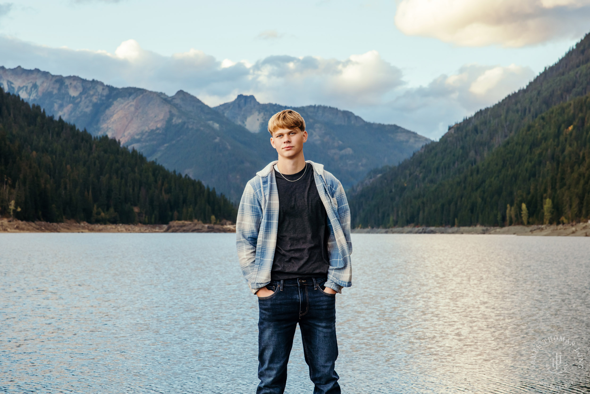 Cascade Mountain adventure HS senior portrait session by Seattle senior portrait photographer James Thomas Long Photography