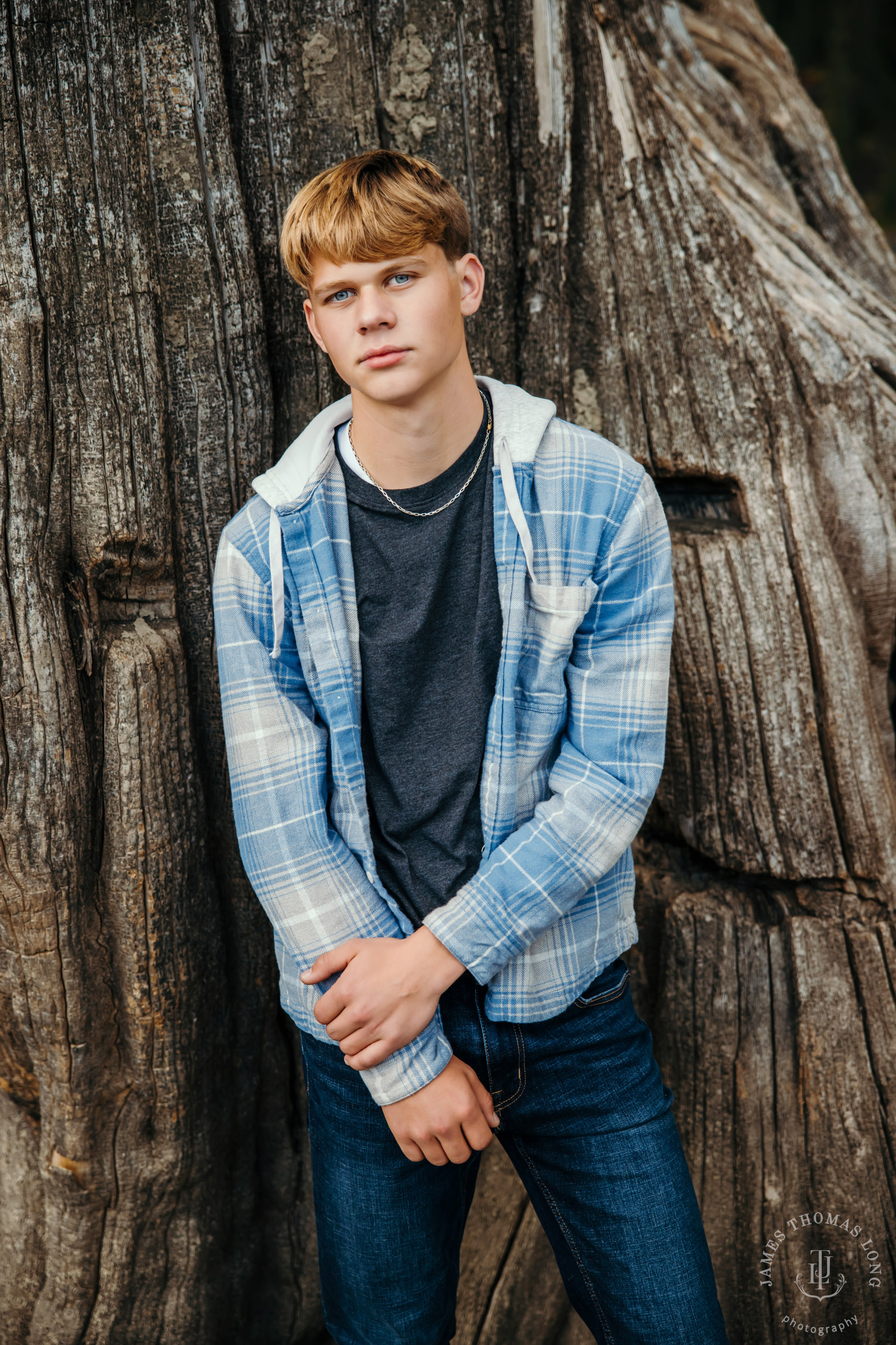 Cascade Mountain adventure HS senior portrait session by Seattle senior portrait photographer James Thomas Long Photography