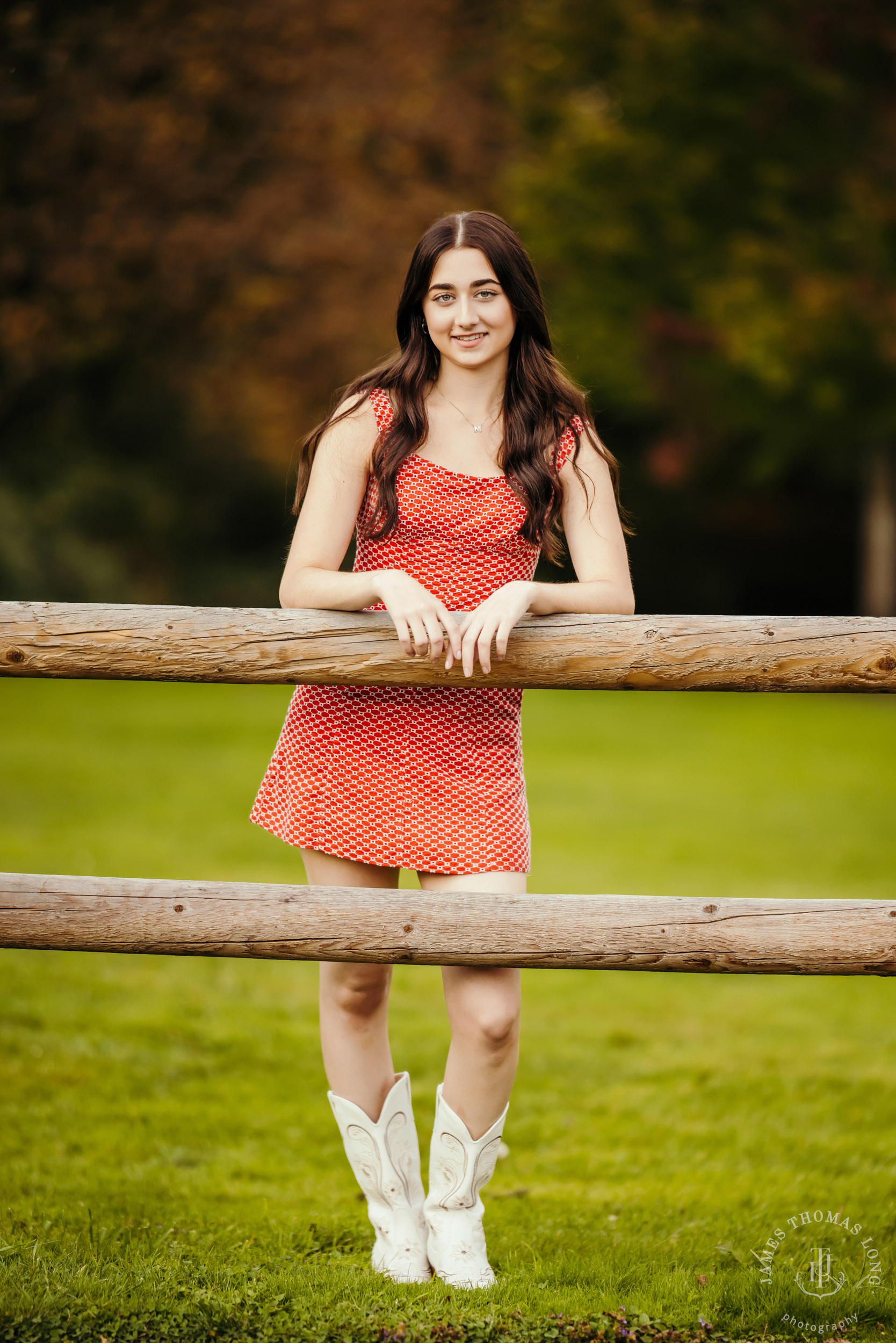 Fall City Mount Si senior portrait session by Snoqualmie senior portrait photographer James Thomas Long Photography