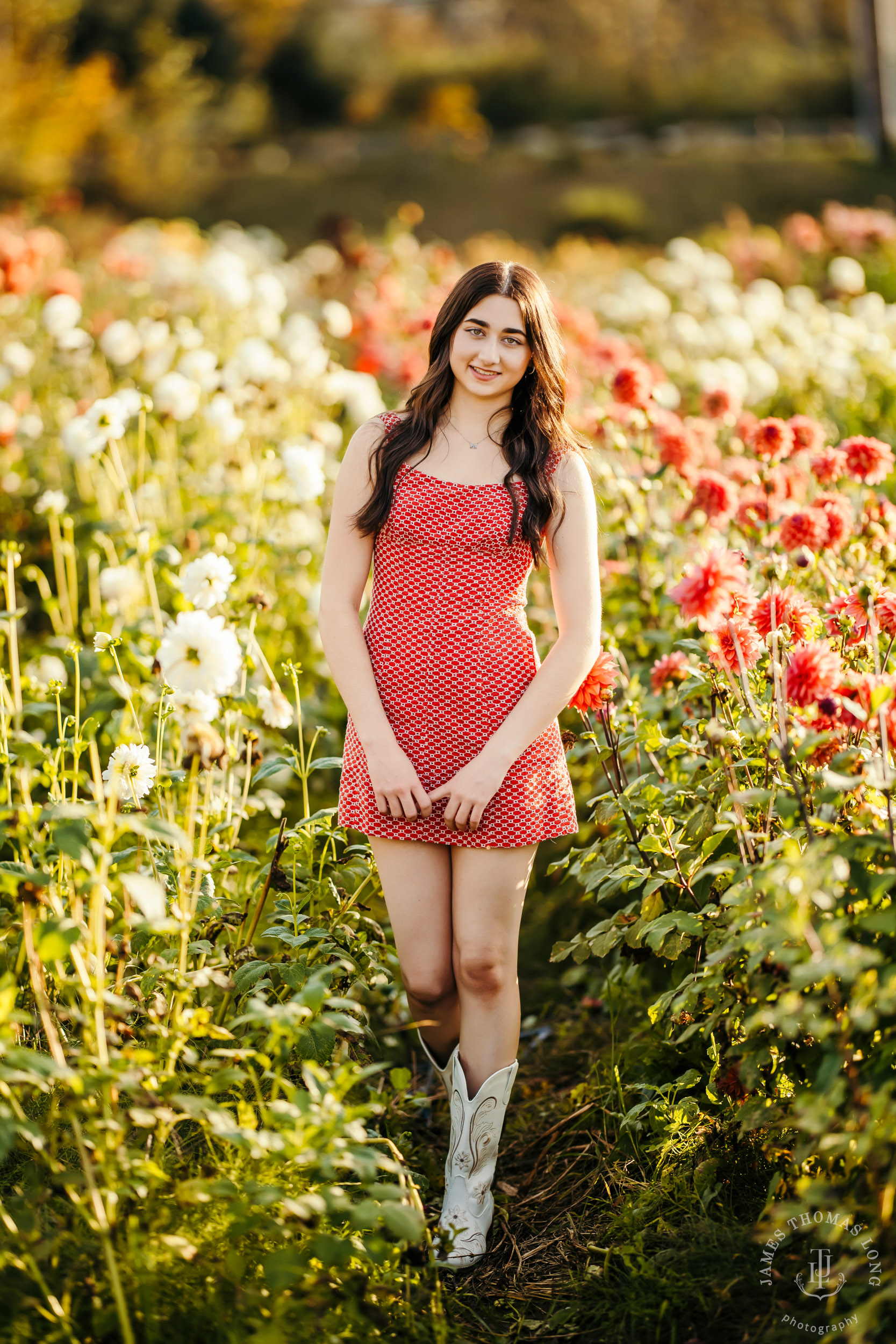 Fall City Mount Si senior portrait session by Snoqualmie senior portrait photographer James Thomas Long Photography