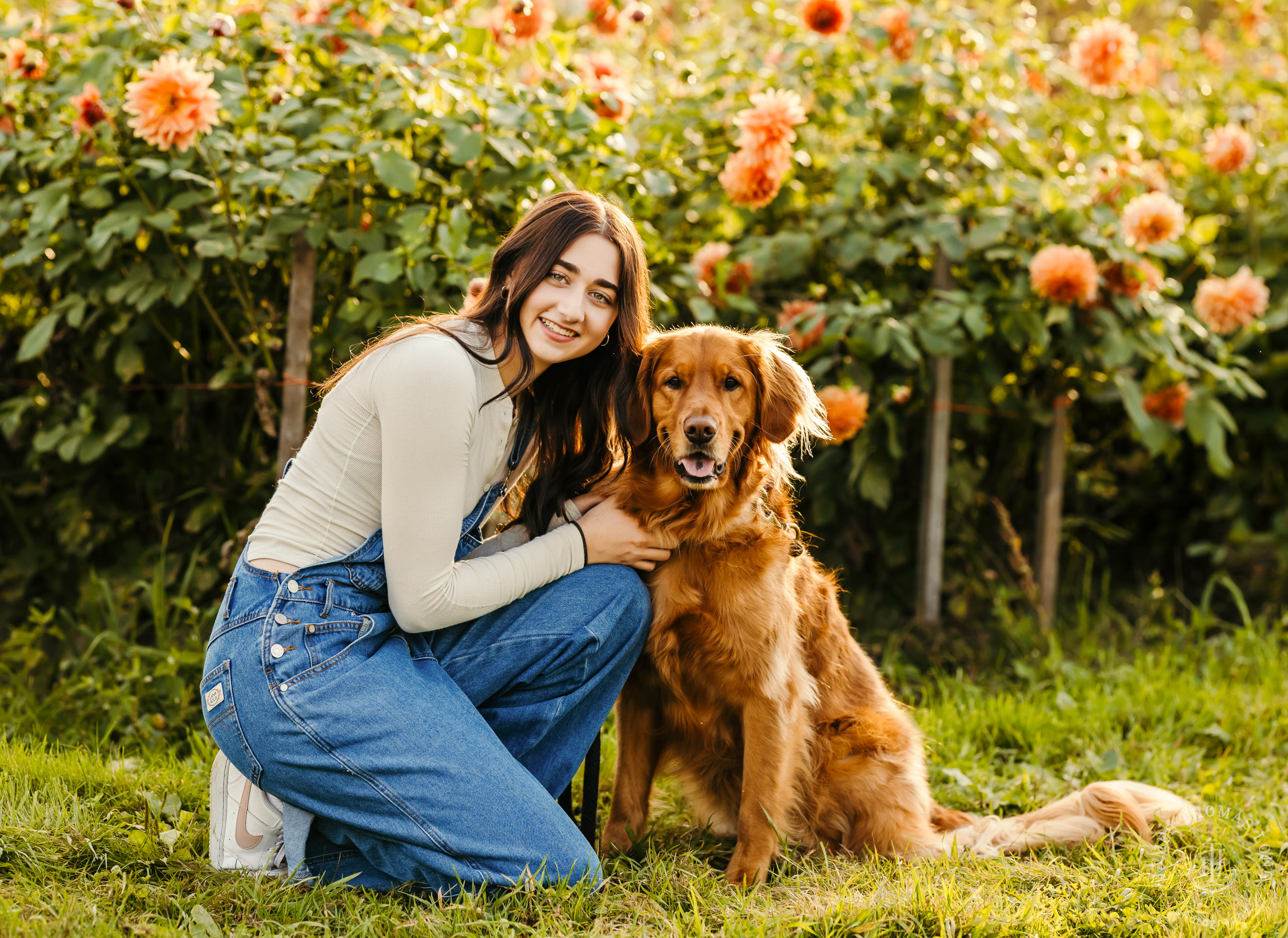 Fall City Mount Si senior portrait session by Snoqualmie senior portrait photographer James Thomas Long Photography