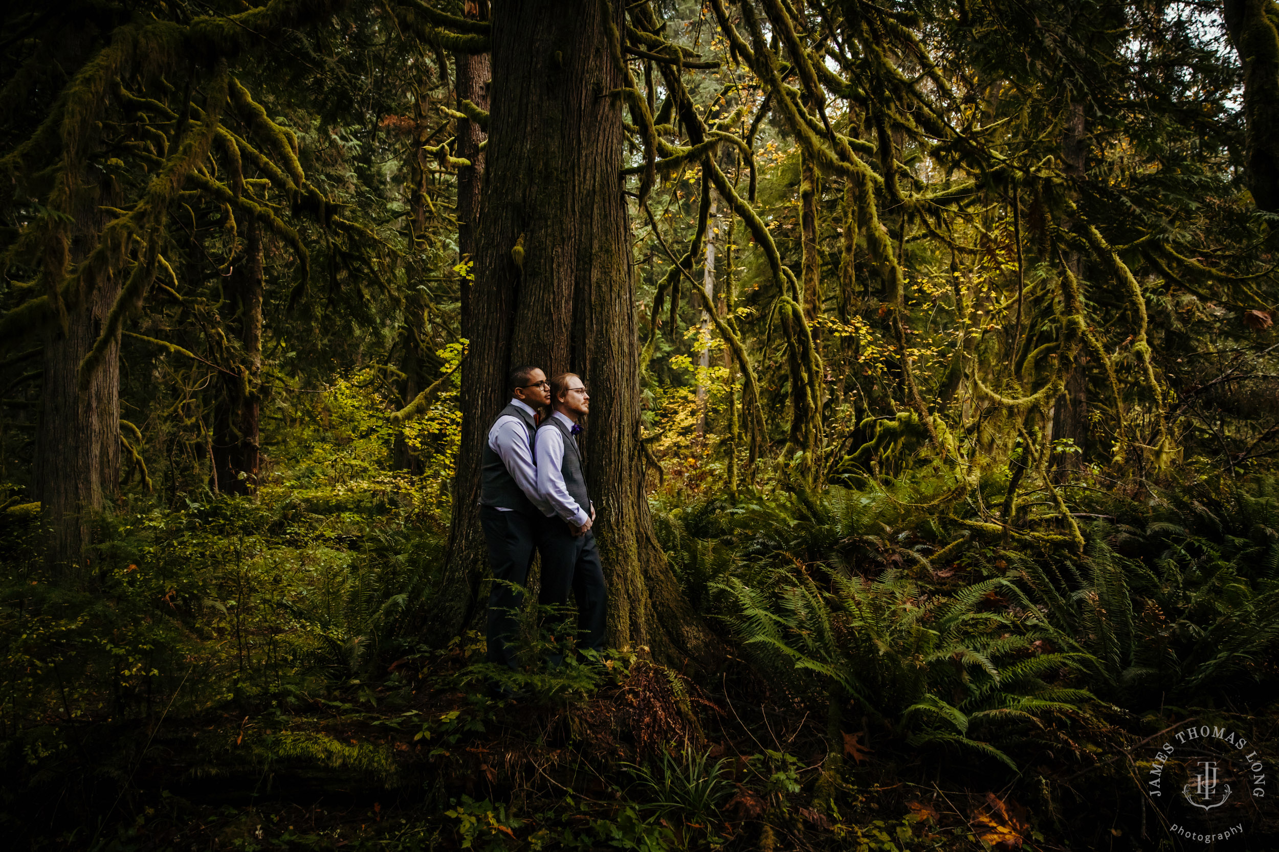 Salish Lodge Snoqualmie Falls wedding by Snoqualmie wedding photographer James Thomas Long Photography