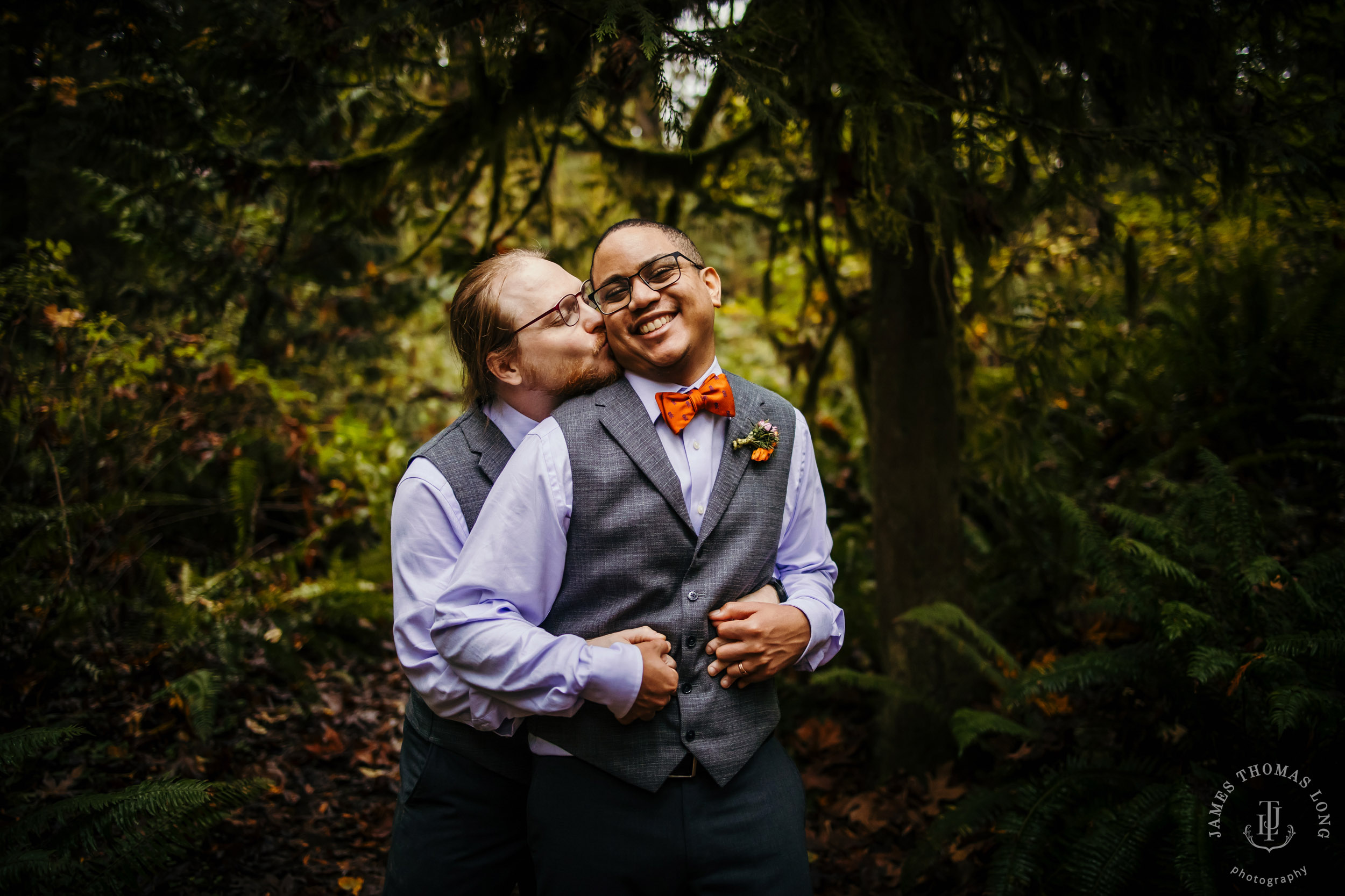 Salish Lodge Snoqualmie Falls wedding by Snoqualmie wedding photographer James Thomas Long Photography