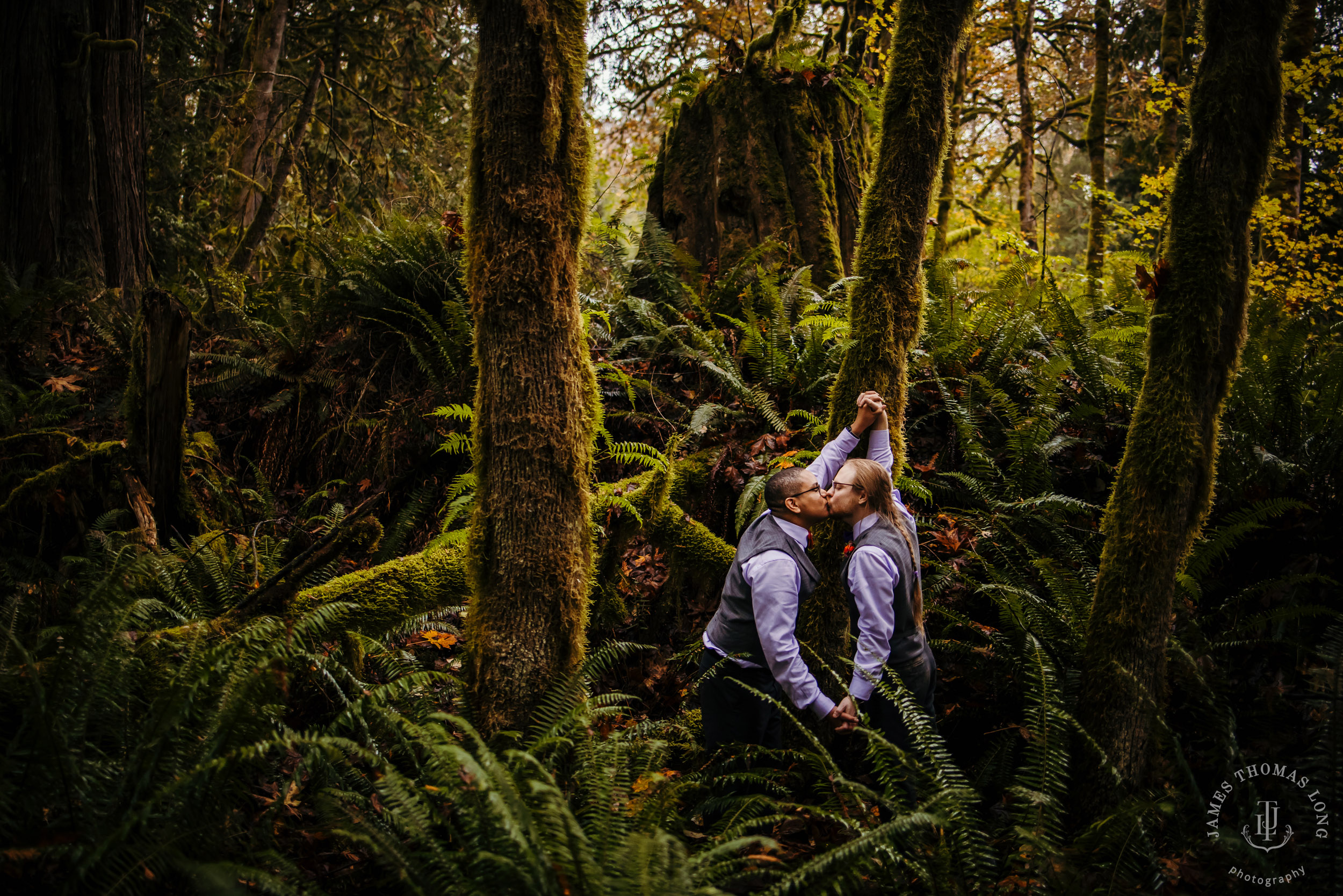 Salish Lodge Snoqualmie Falls wedding by Snoqualmie wedding photographer James Thomas Long Photography