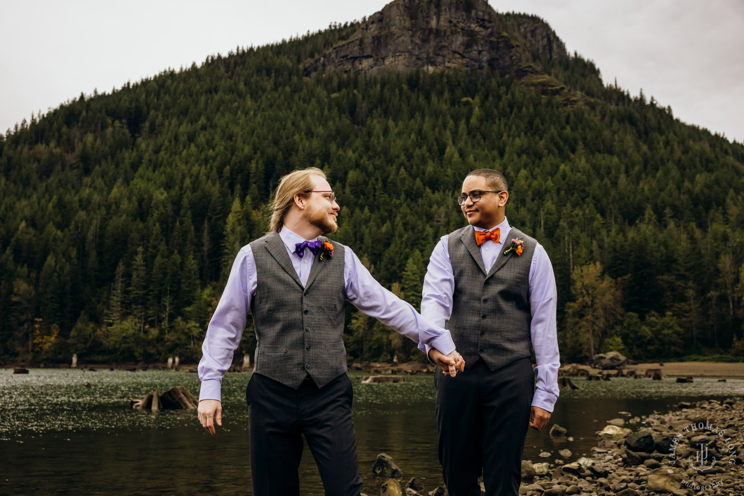 Salish Lodge Snoqualmie wedding by Snoqualmie wedding photographer James Thomas Long Photography